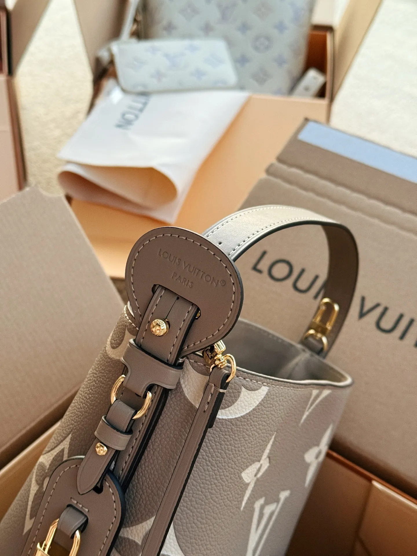 Monogram Empreinte All In BB Bucket Bag D33018221 — view 5