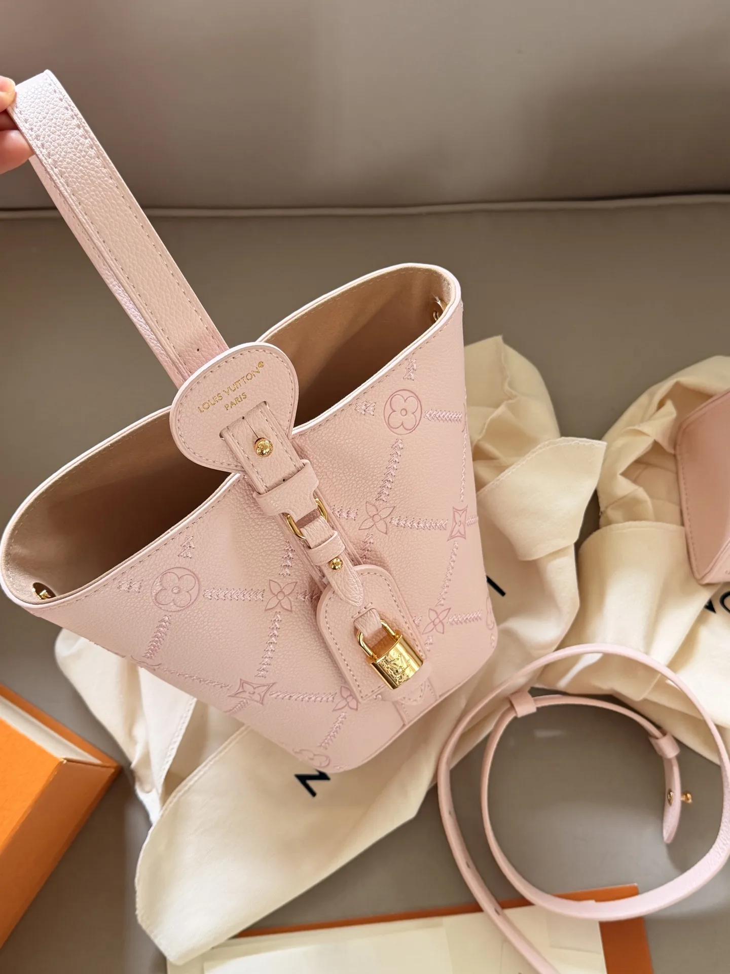 Monogram Empreinte All In BB Bucket Bag D33018246 — view 2
