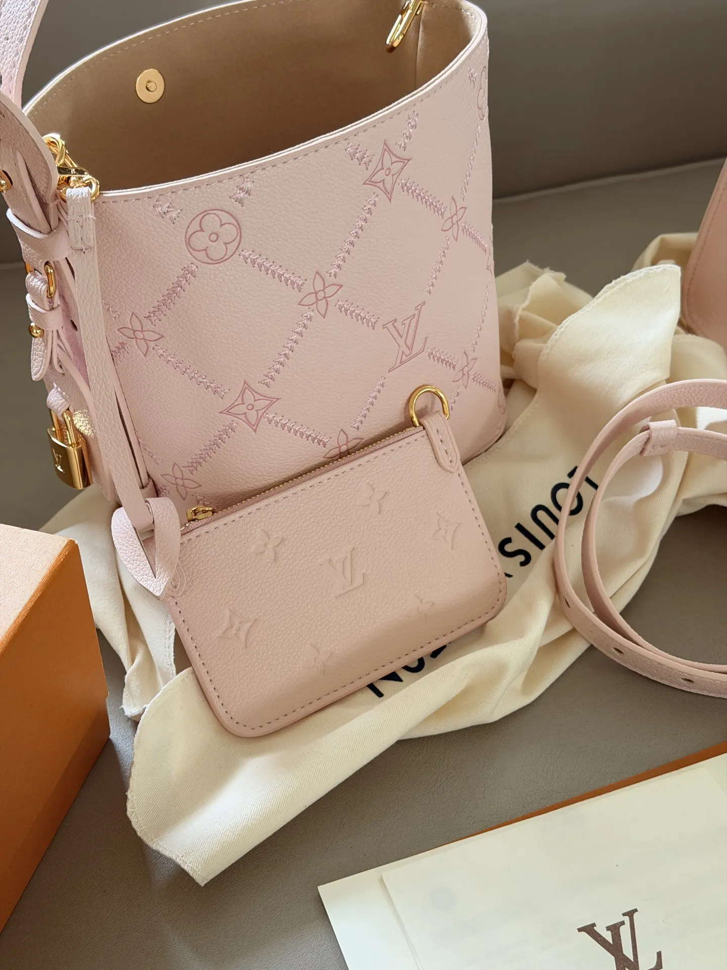 Monogram Empreinte All In BB Bucket Bag D33018246 — view 4