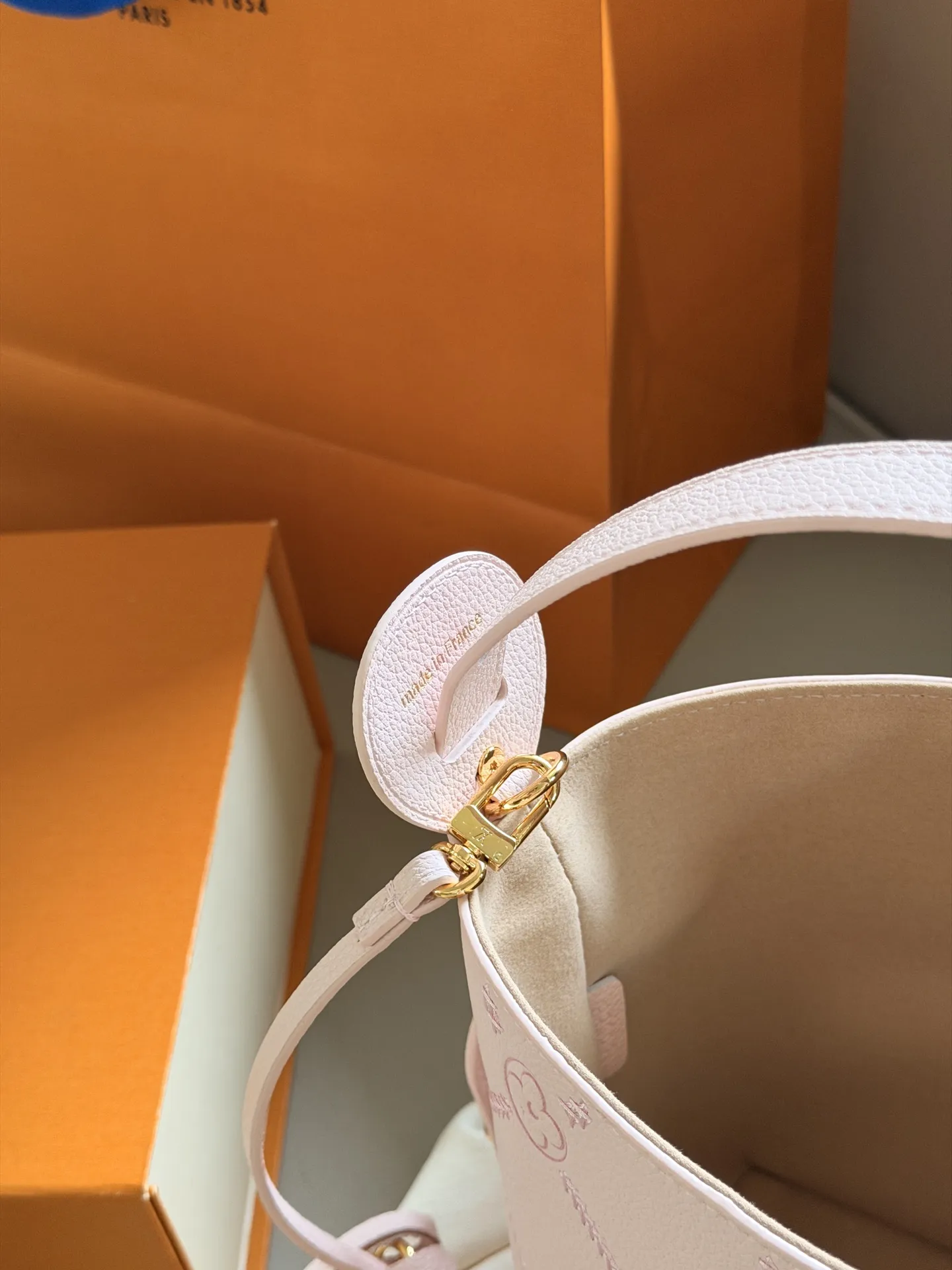 Monogram Empreinte All In BB Bucket Bag D33018246 — view 6