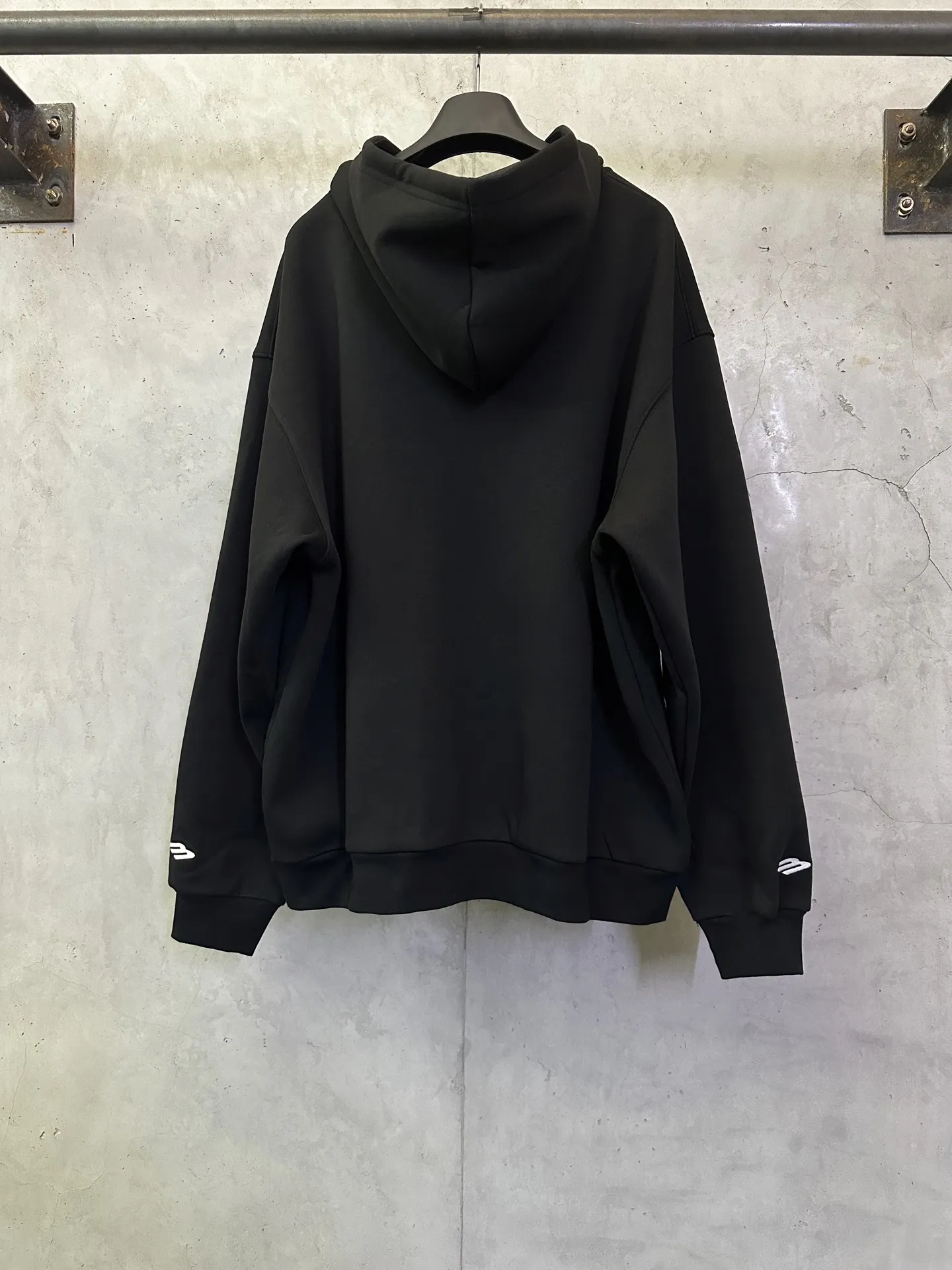 Ski Collection Embroidered Velvet Zip-Up Hoodie D33511904 — view 2