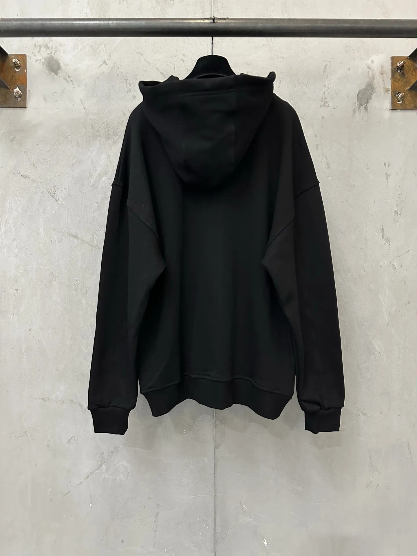 Anagram Embroidered Zip-Up Hoodie with Leather Drawstrings D33523577 — view 2