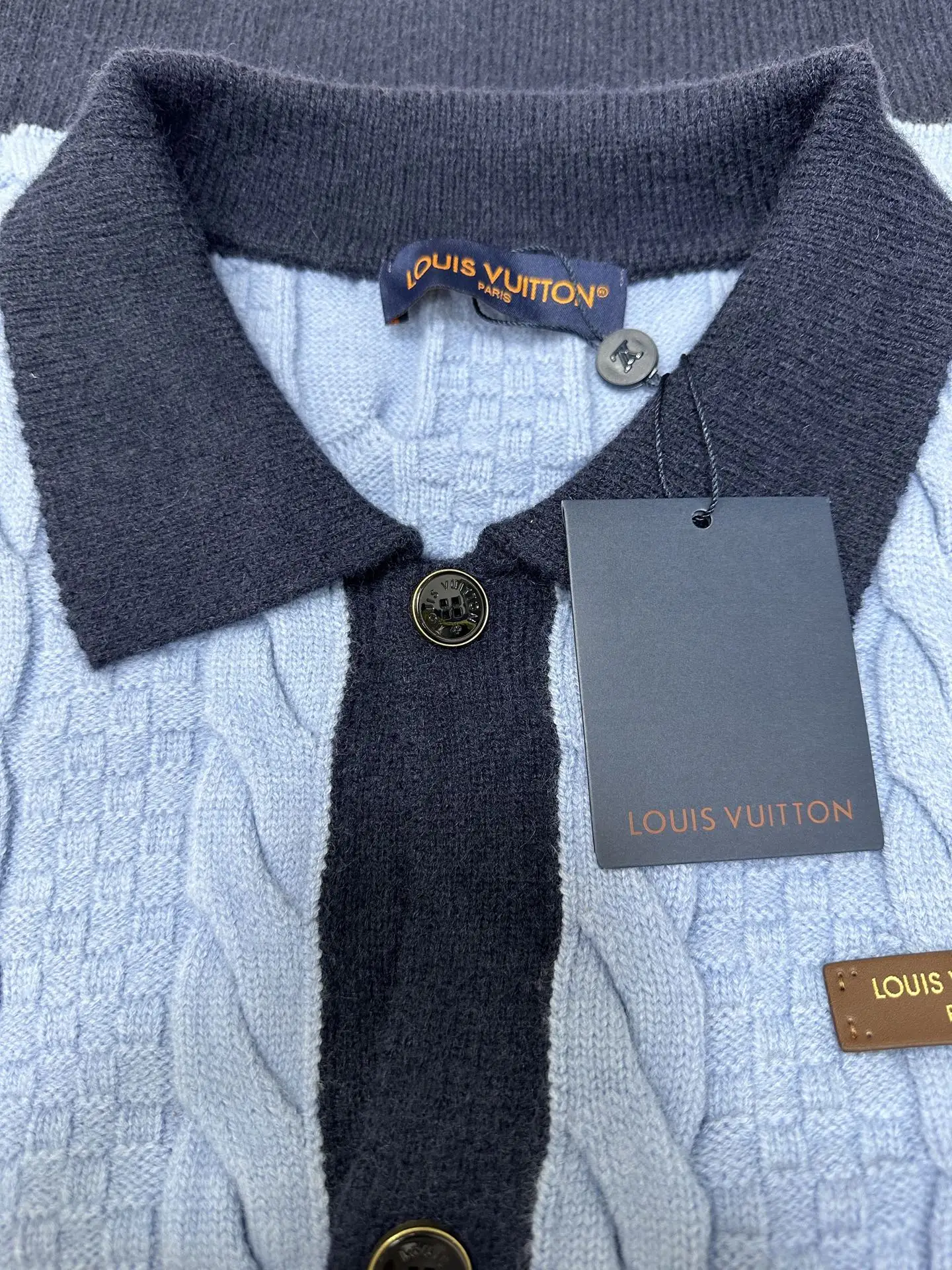 Cable-Knit Contrast Trim Cardigan D33521756 — view 6