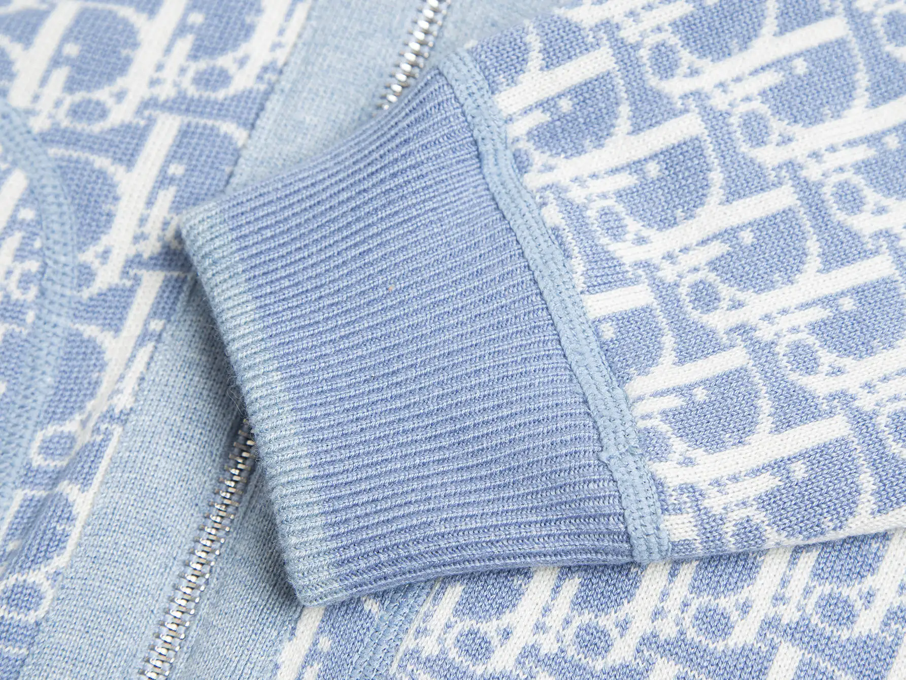 Reversible Logo Jacquard Cashmere-Blend Hoodie D34016467 — view 6