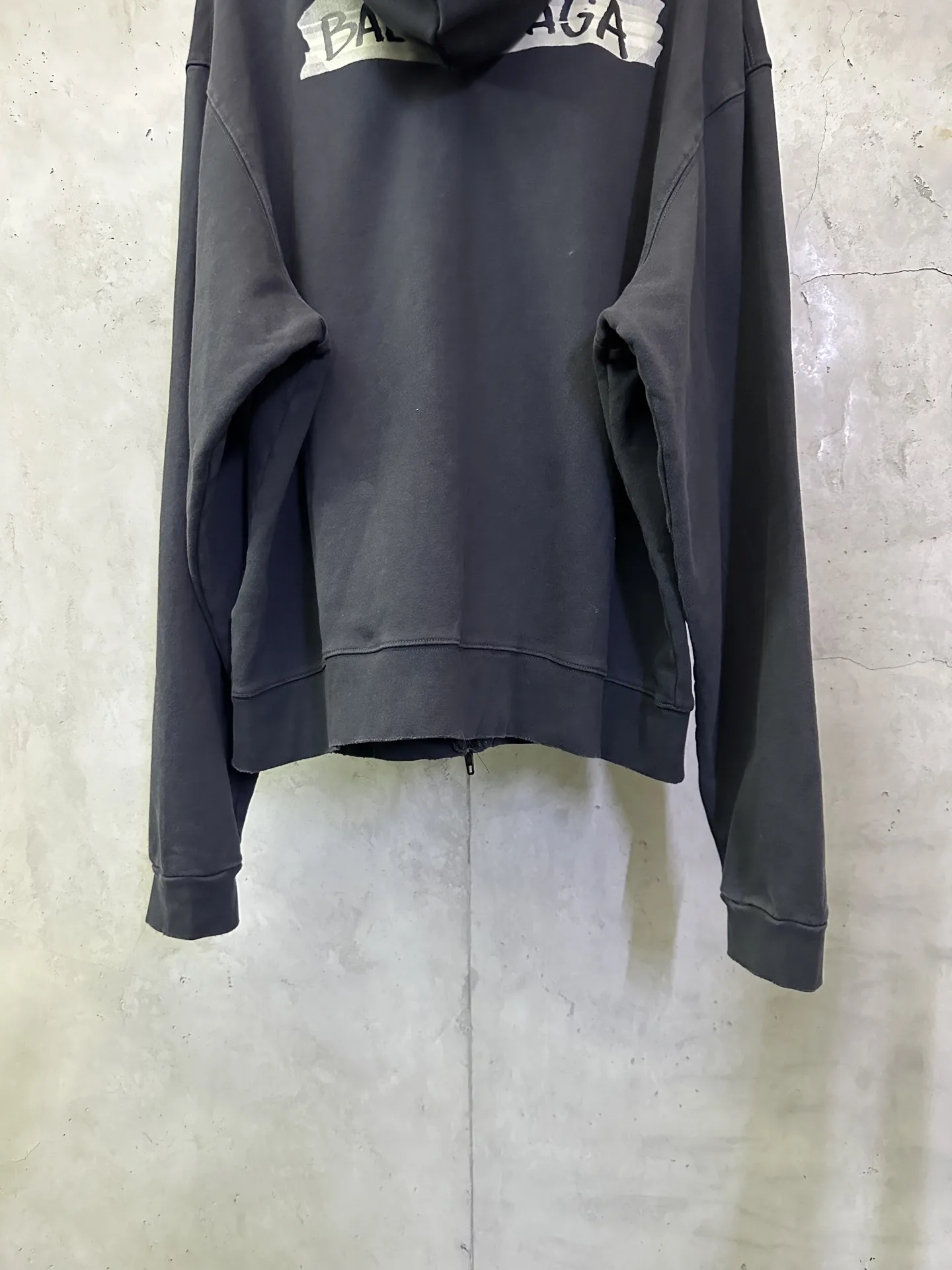 Tape Logo Zip-Up Hoodie D34015737 — view 6