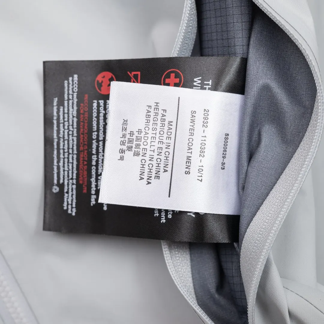 Beta SL GORE-TEX Shell Jacket D34024967 — view 11