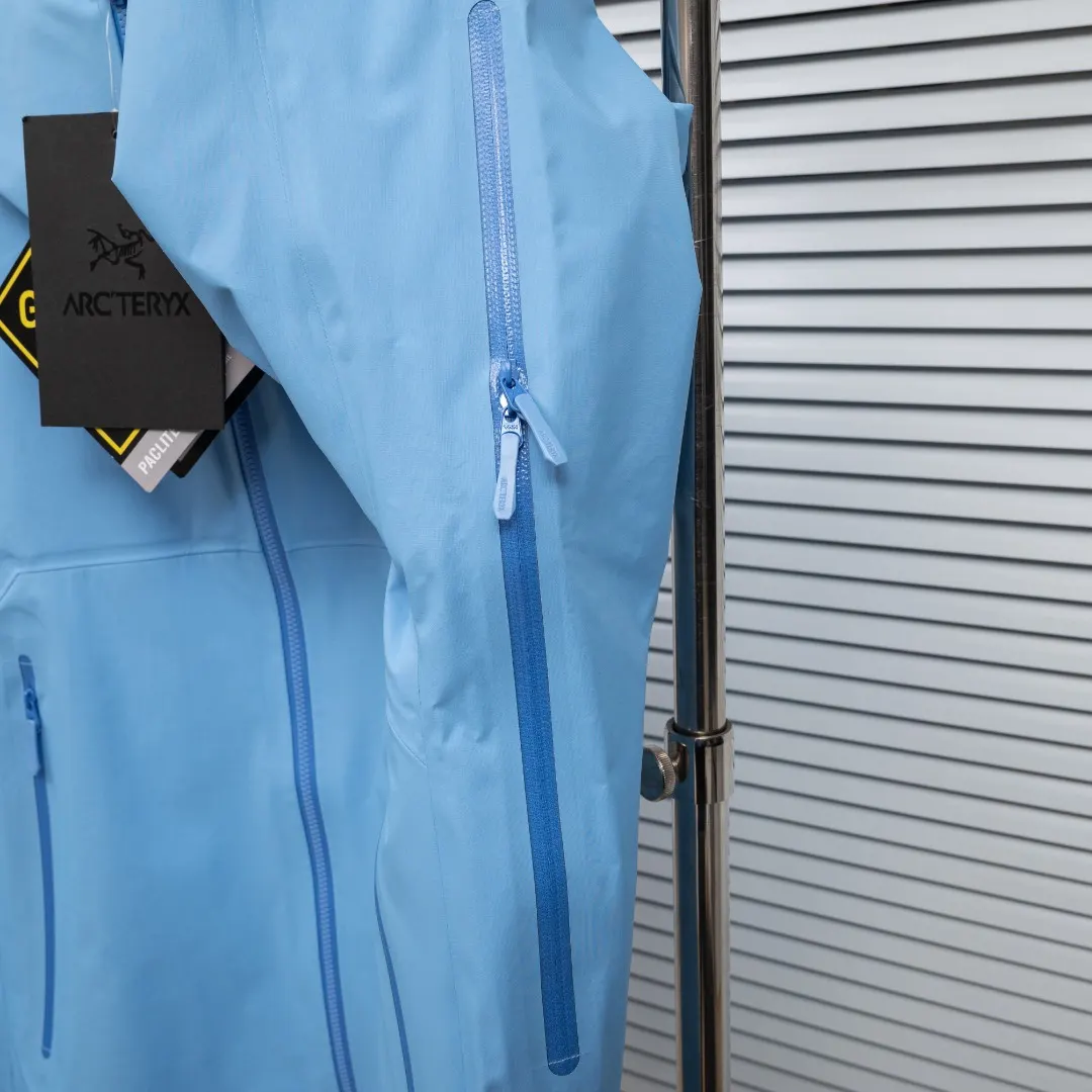 Beta SL GORE-TEX Shell Jacket D34024966 — view 12
