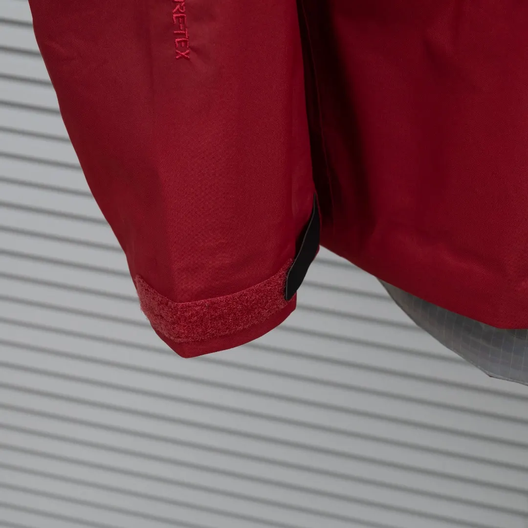 Beta Lightweight GORE-TEX Hooded Shell Jacket D34024965 — view 7