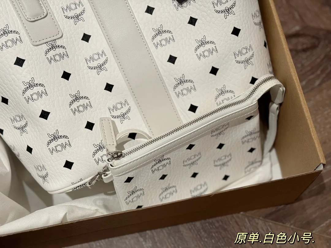 MCM Visetos Reversible Tote Bag D34518371 — view 17