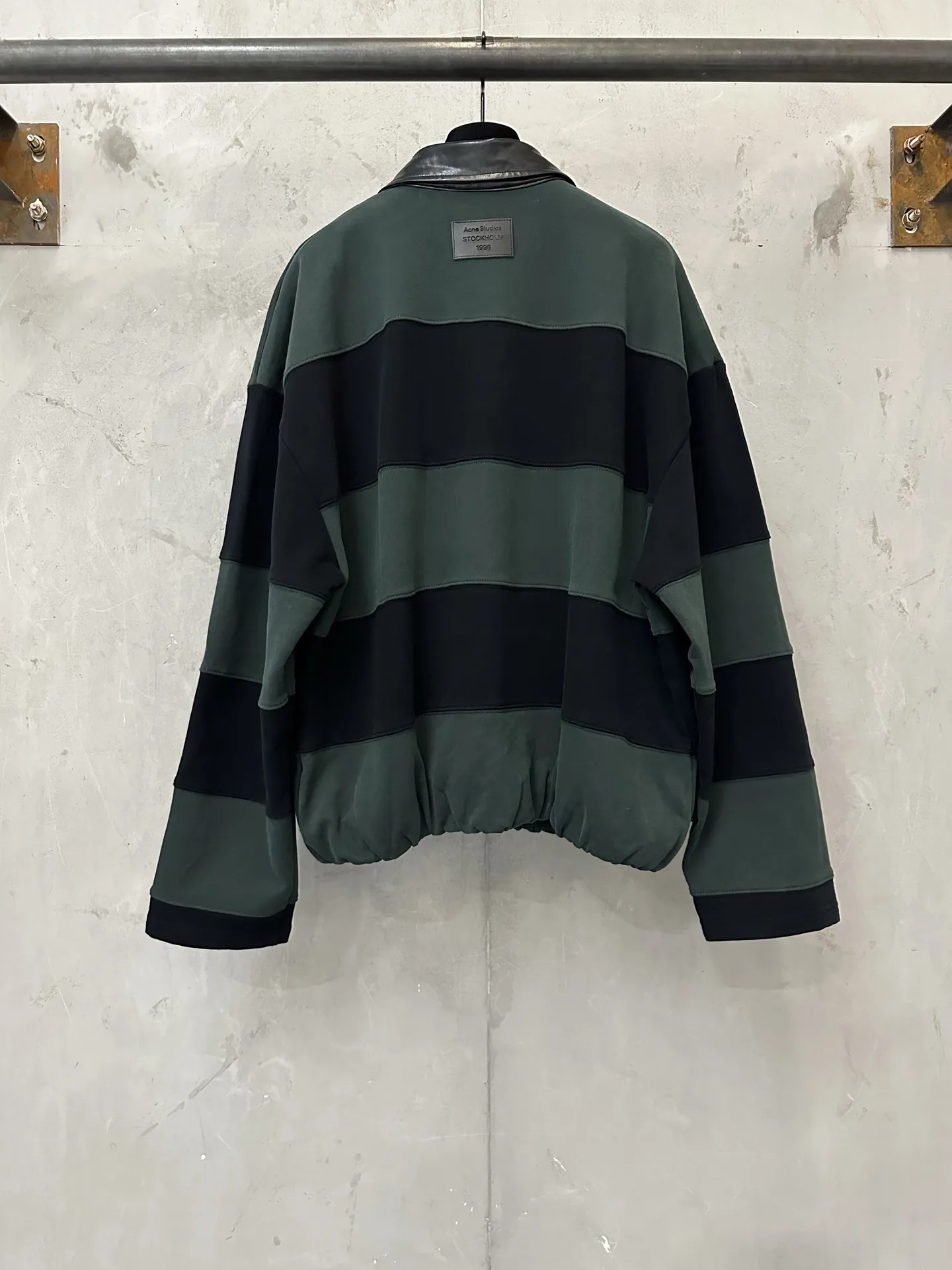 Striped Polo-Collar Sweatshirt with Leather Trim D35021802 — view 2
