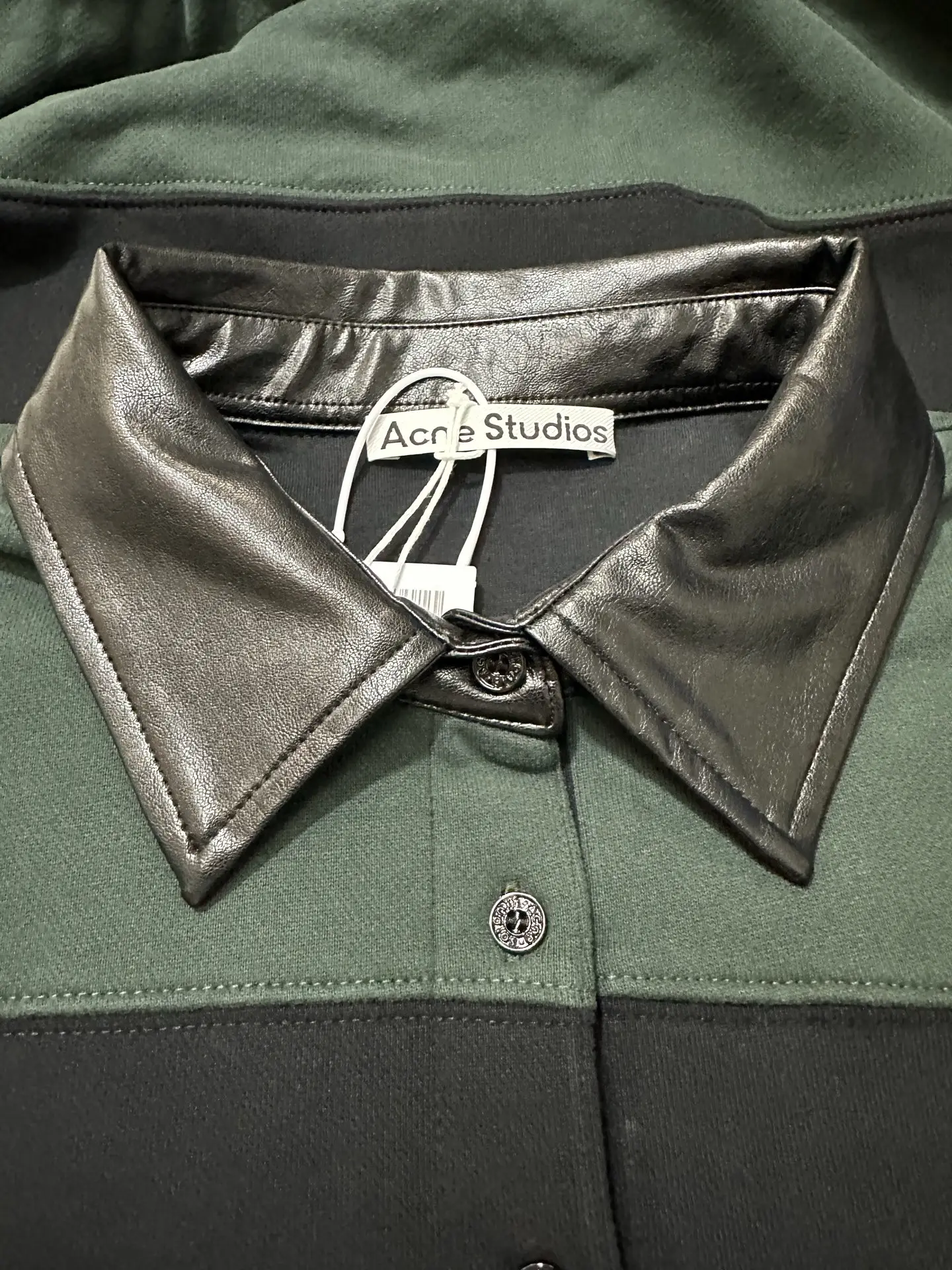 Striped Polo-Collar Sweatshirt with Leather Trim D35021802 — view 6