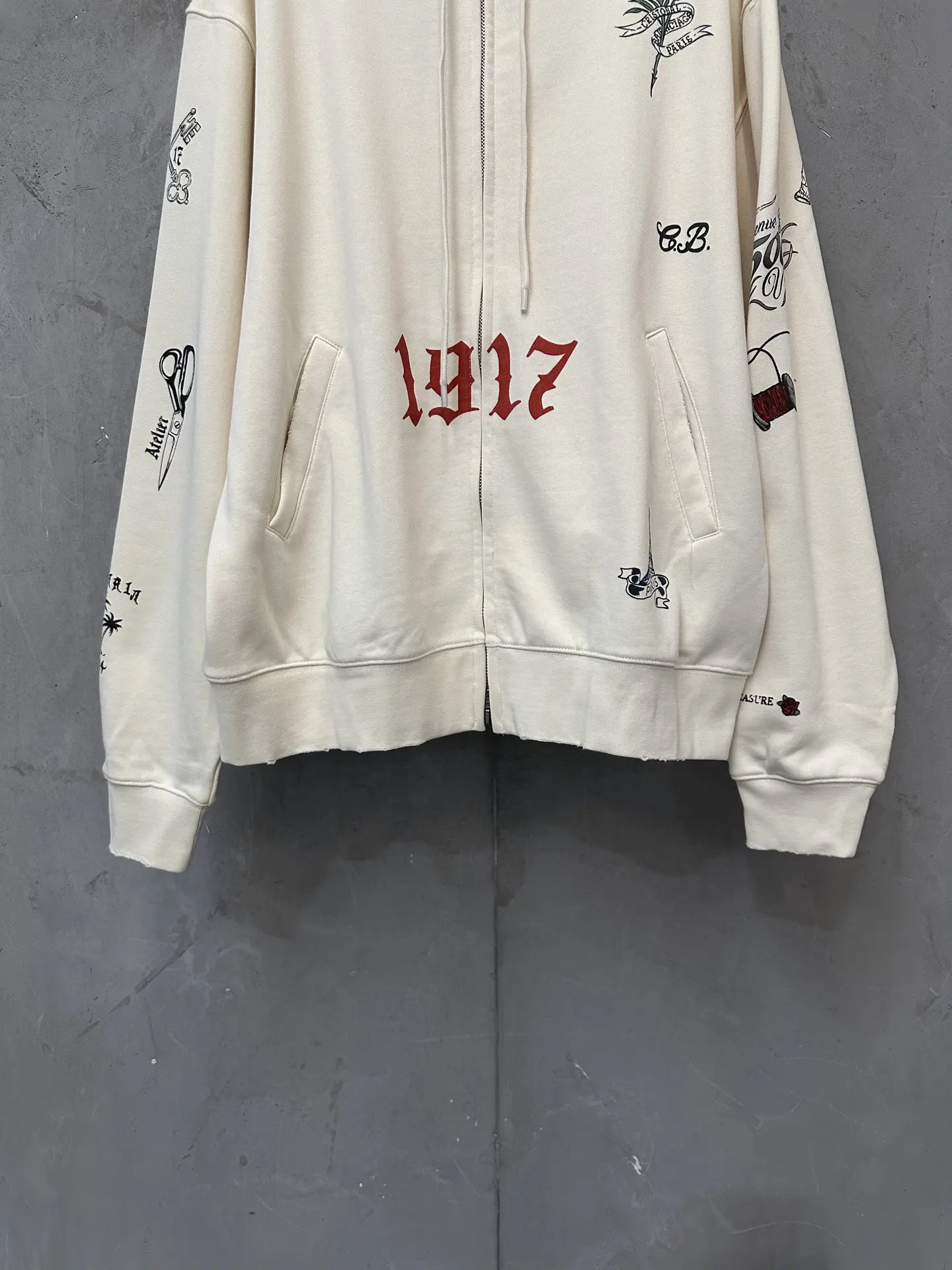 1917 Tattoo Graphic Zip-Up Hoodie D35020240 — view 4