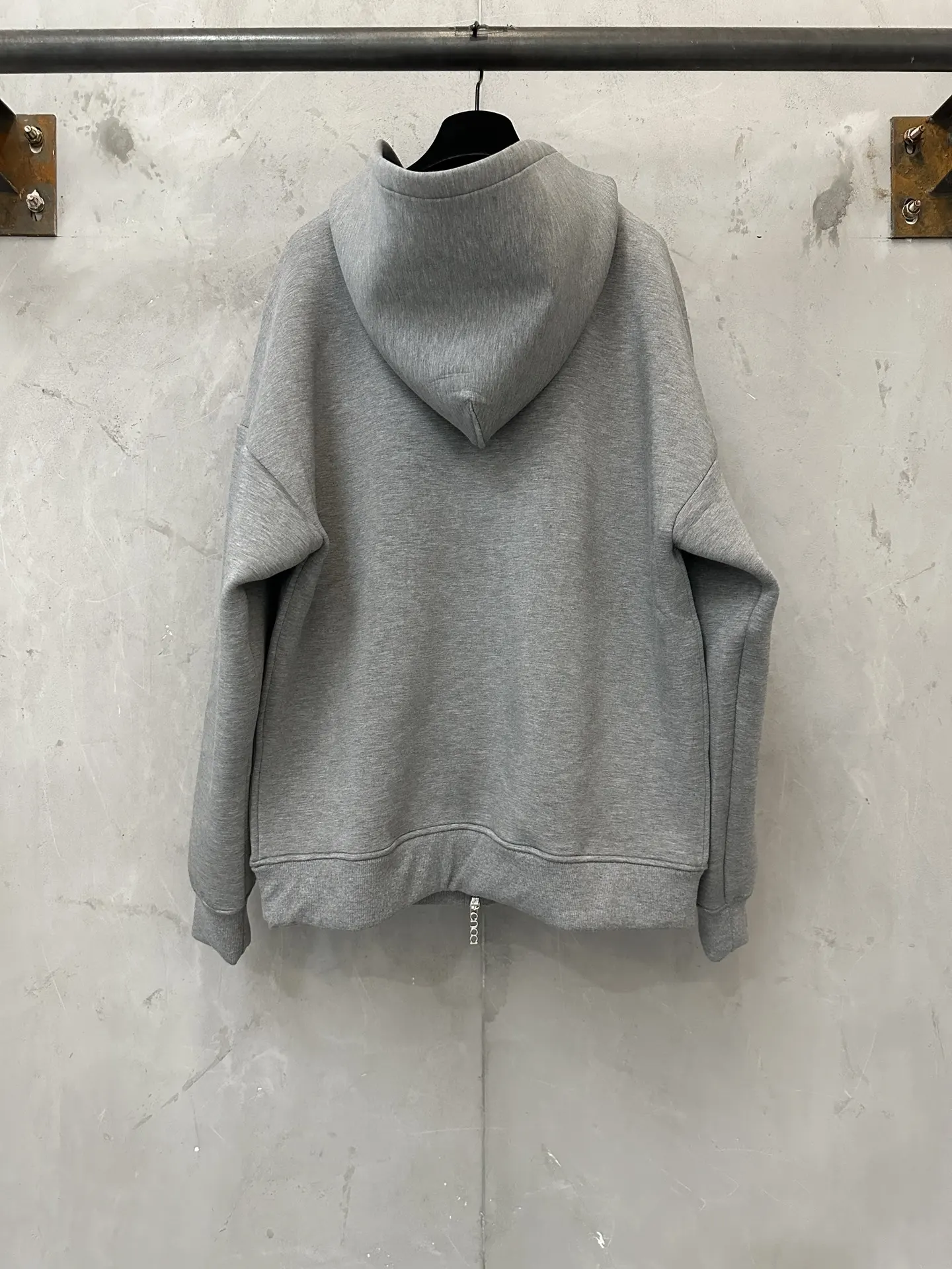 Logo Embroidered Zip-Up Hoodie D35020184 — view 2