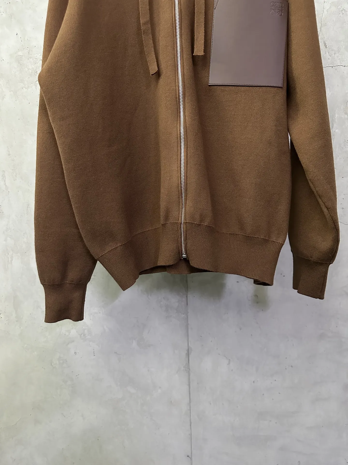 Leather-Patch Merino Wool Zip-Up Hoodie D35024436 — view 4