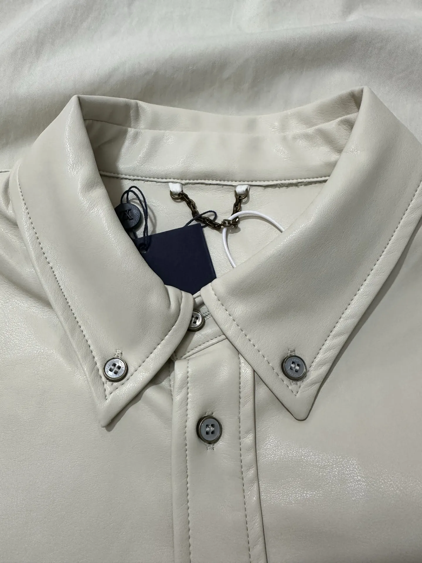 LV Faux Leather Embroidered Overshirt D35021771 — view 6