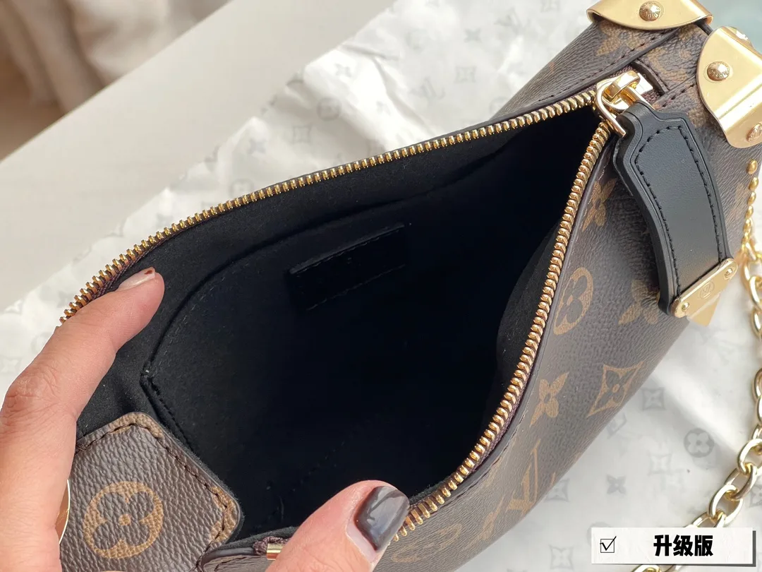 Louis Vuitton Monogram Soft Trunk Bag D35517809 — view 7