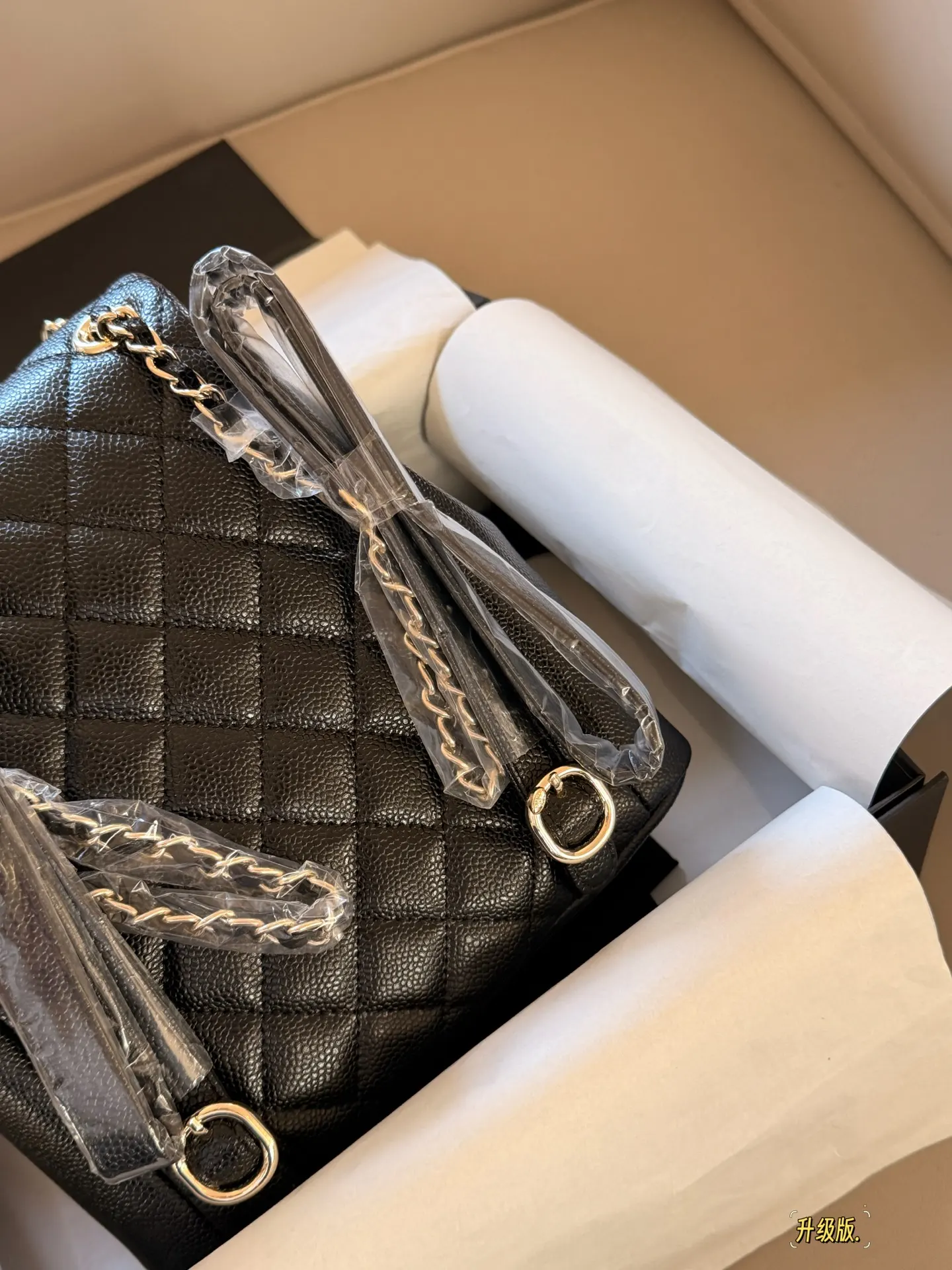Duma Quilted Leather Backpack D35518162 — view 8