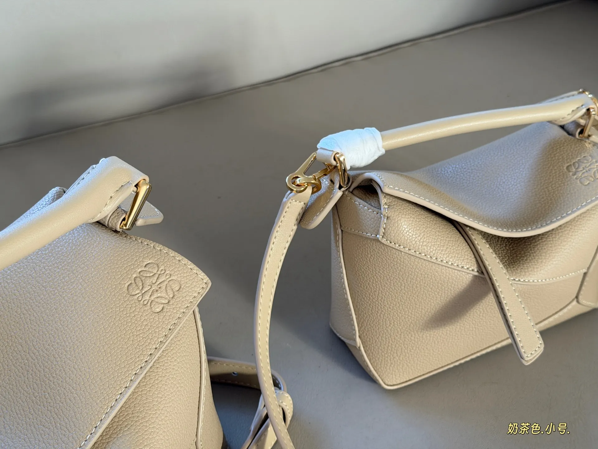 Loewe Puzzle Grained Leather Bag D35518280 — view 5