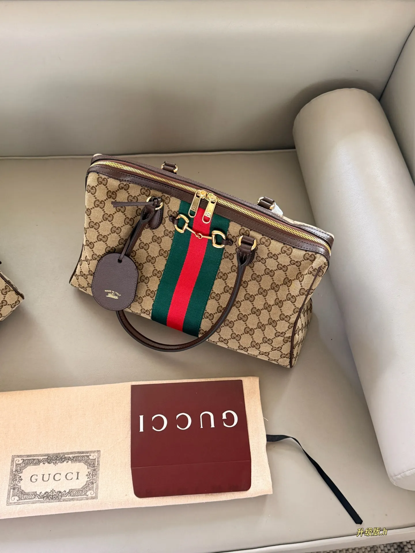 GG Supreme Canvas Boston Bag D35518065