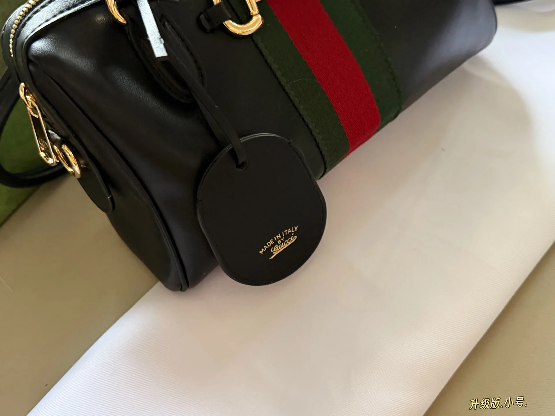 GG Borsetto Leather Top-Handle Bag D35518254 — view 4