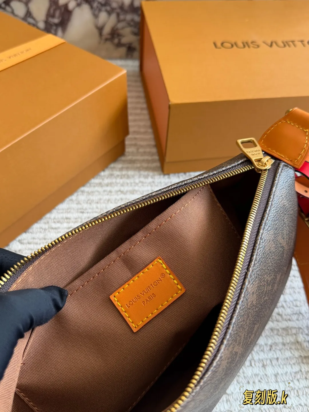 Monogram Canvas Pochette Accessoires Bag D35518366 — view 9