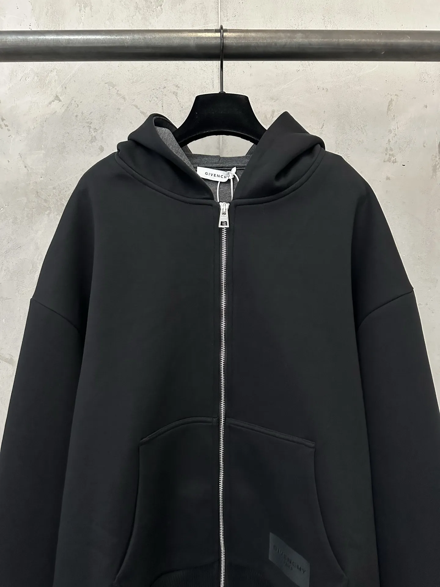 Logo-Embroidered Zip-Up Hoodie D36023554 — view 3