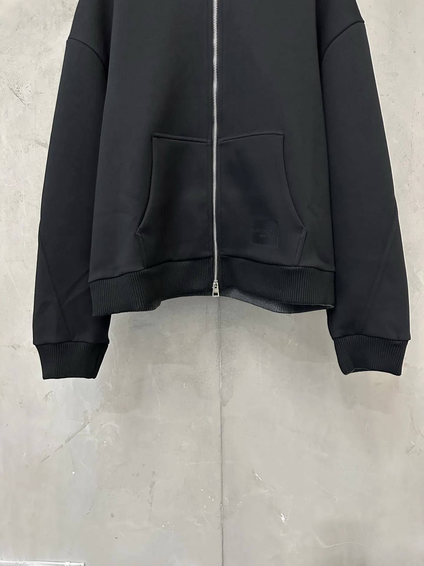 Logo-Embroidered Zip-Up Hoodie D36023554 — view 4