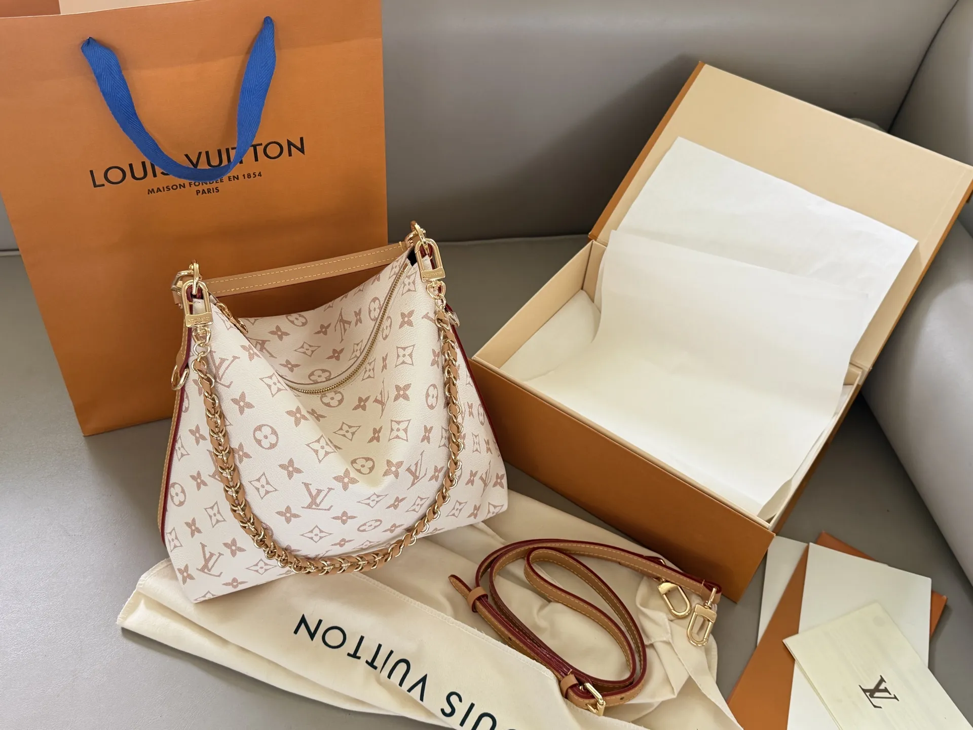 Multipass Monogram Hobo Bag D36018116 — view 2