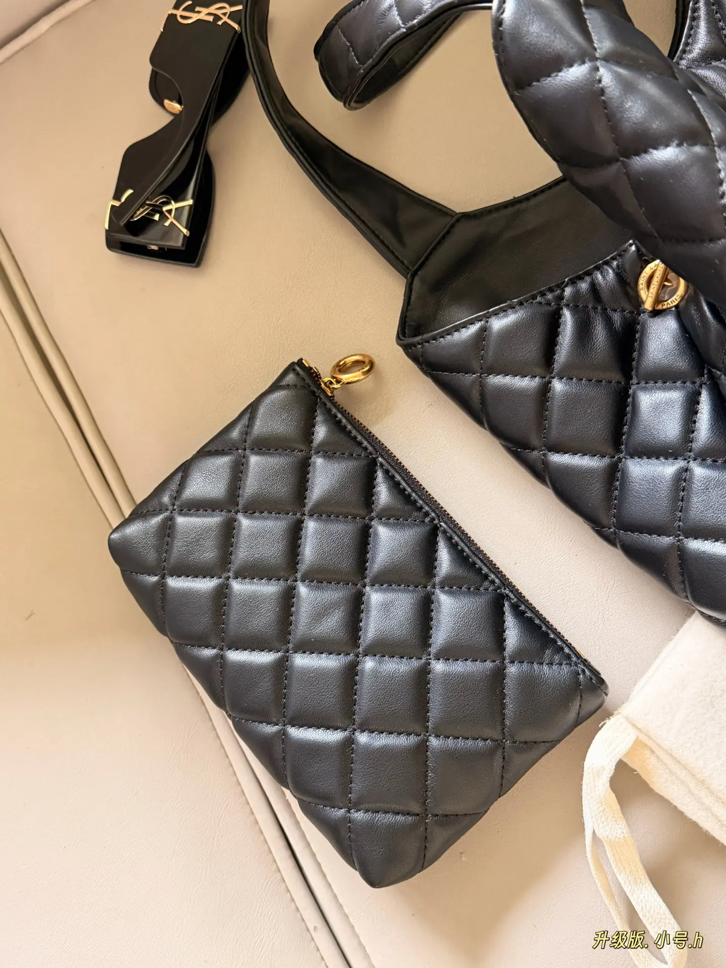 Icare Quilted Leather Maxi Shopping Bag D36018308 — view 6