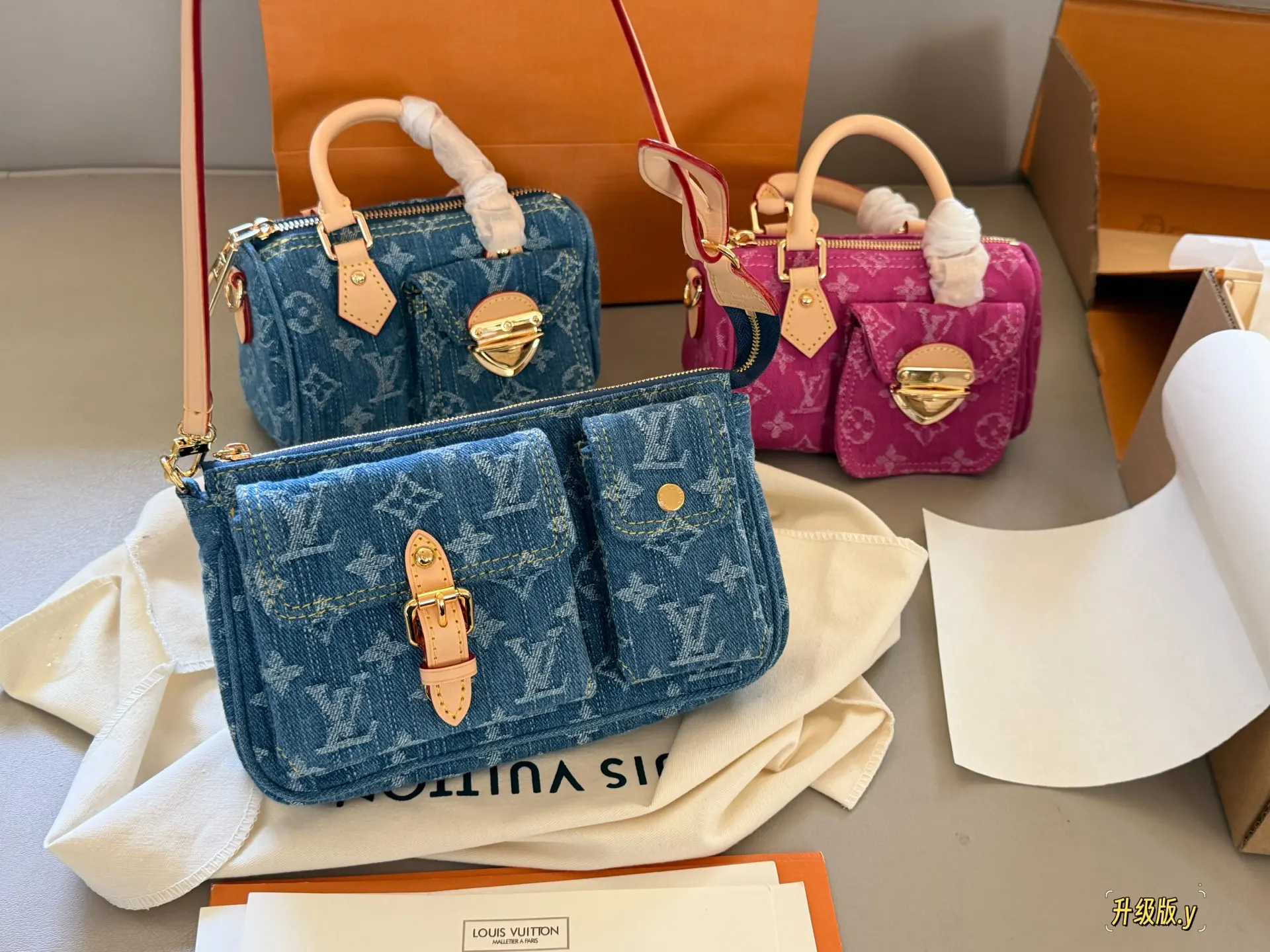 Monogram Denim Shoulder Bag D36518314 — view 9