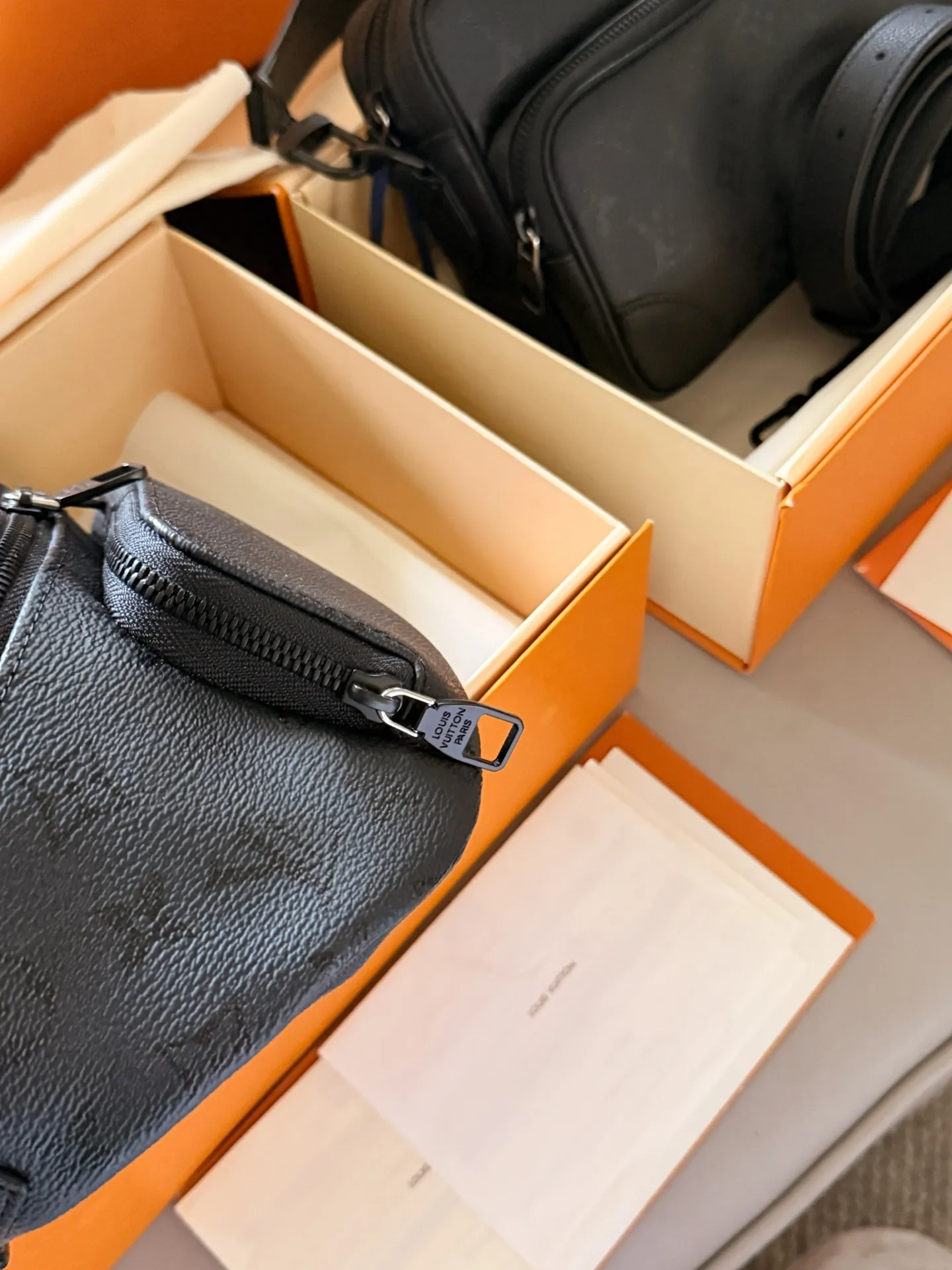 Louis Vuitton Midnight Bum Bag D37018067 — view 4