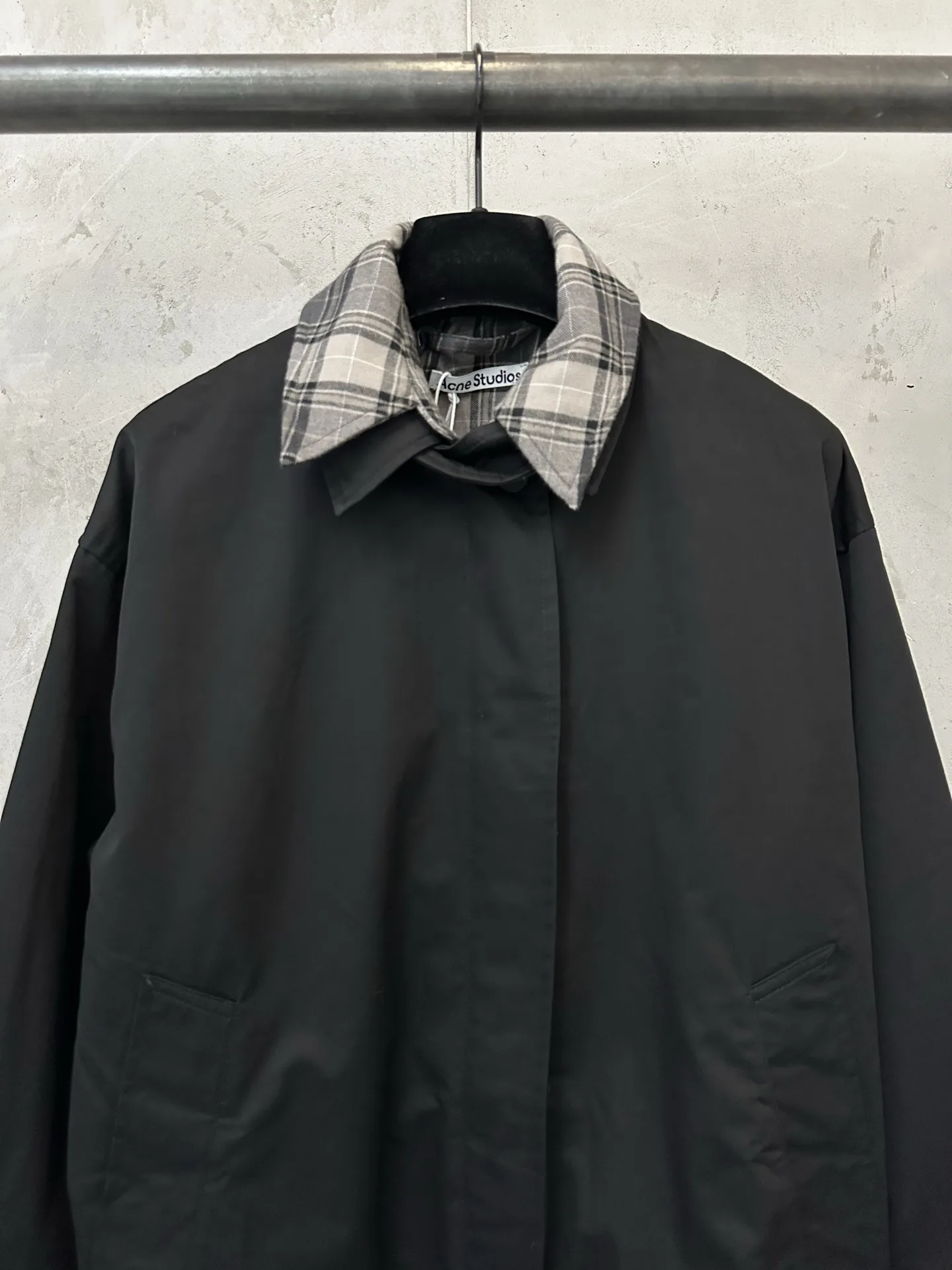 Layered-Effect Cropped Jacket with Plaid Trim D37023540 — view 3