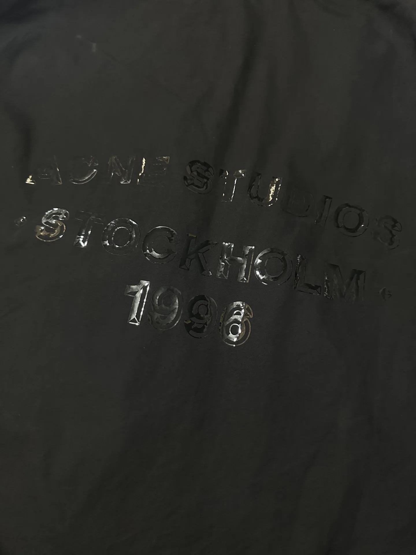 Contrast-Stitch Hooded Nylon Windbreaker D37021812 — view 9