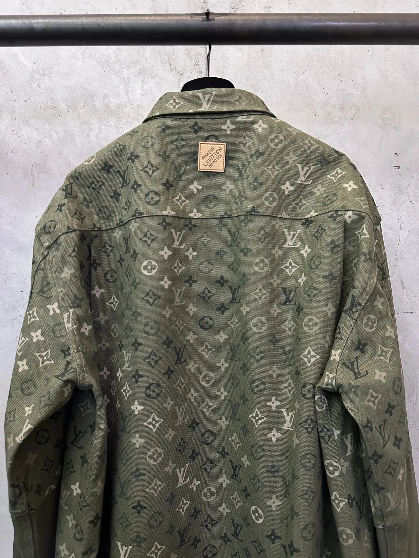 Monogram Print Workwear Overshirt D37025028 — view 5
