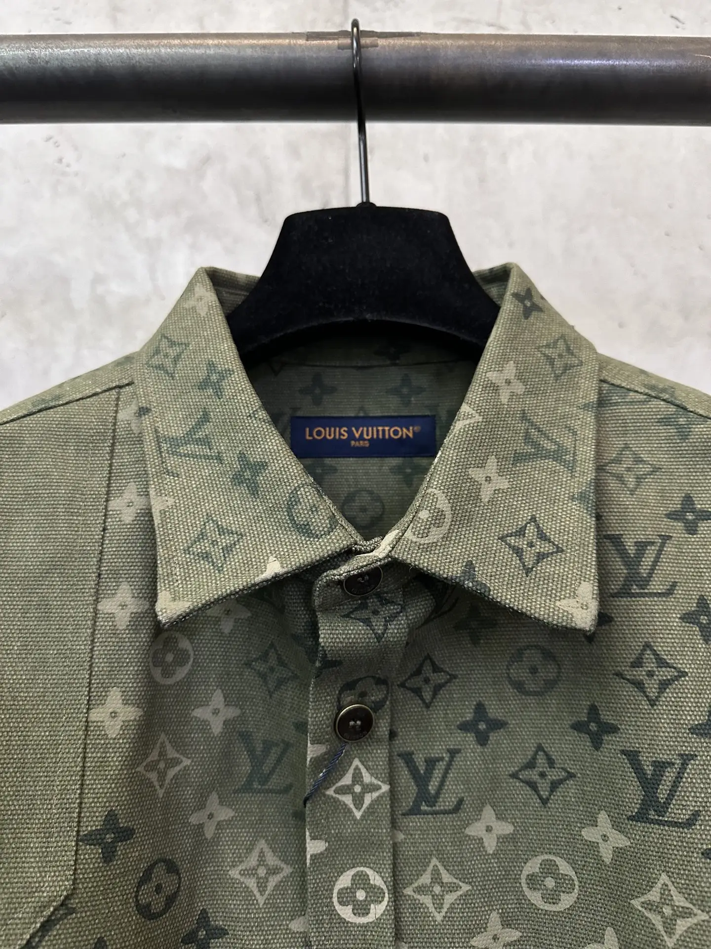 Monogram Print Workwear Overshirt D37025028 — view 7