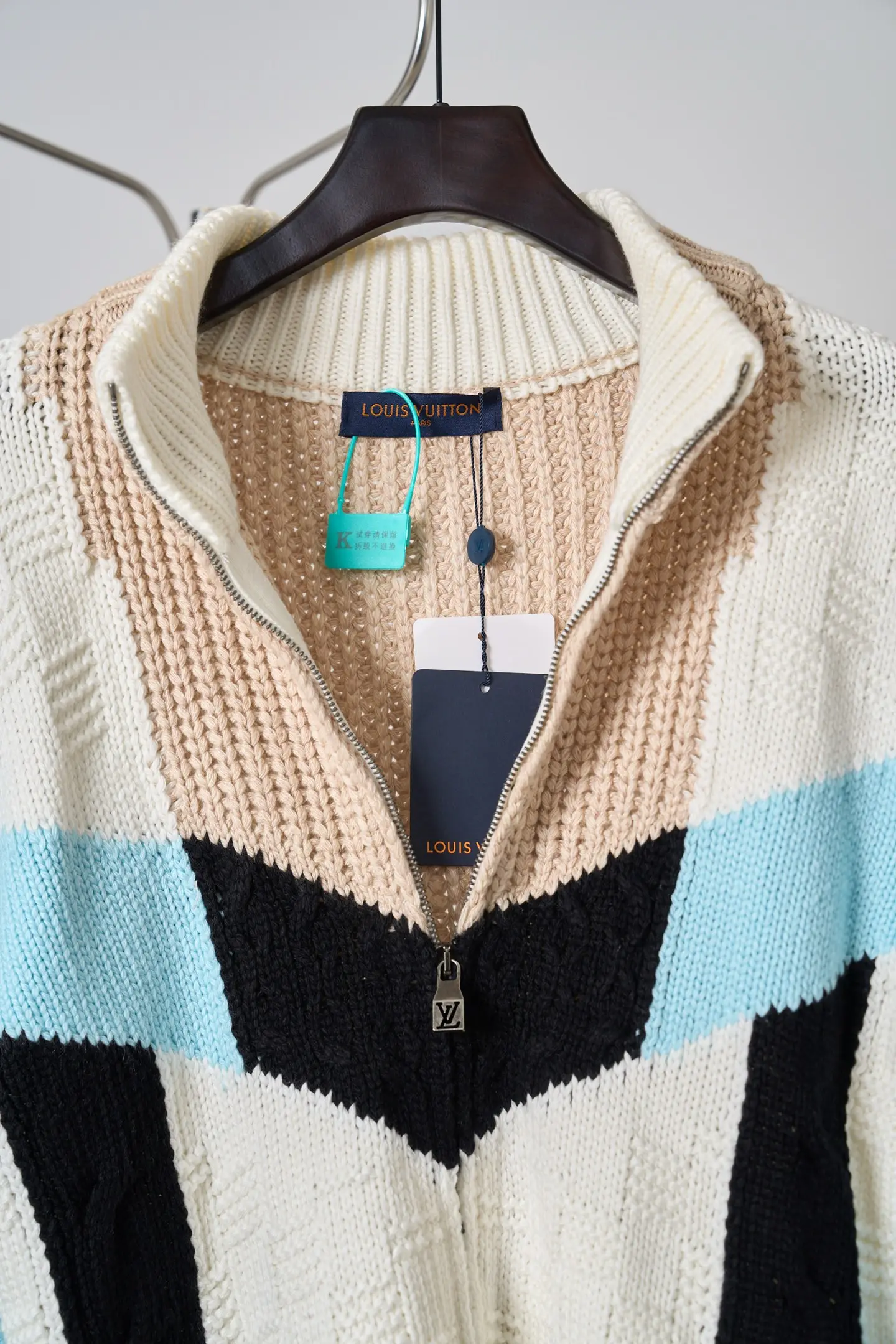 Color-Block Logo Embroidery Zip-Up Knit Jacket D37520414 — view 5