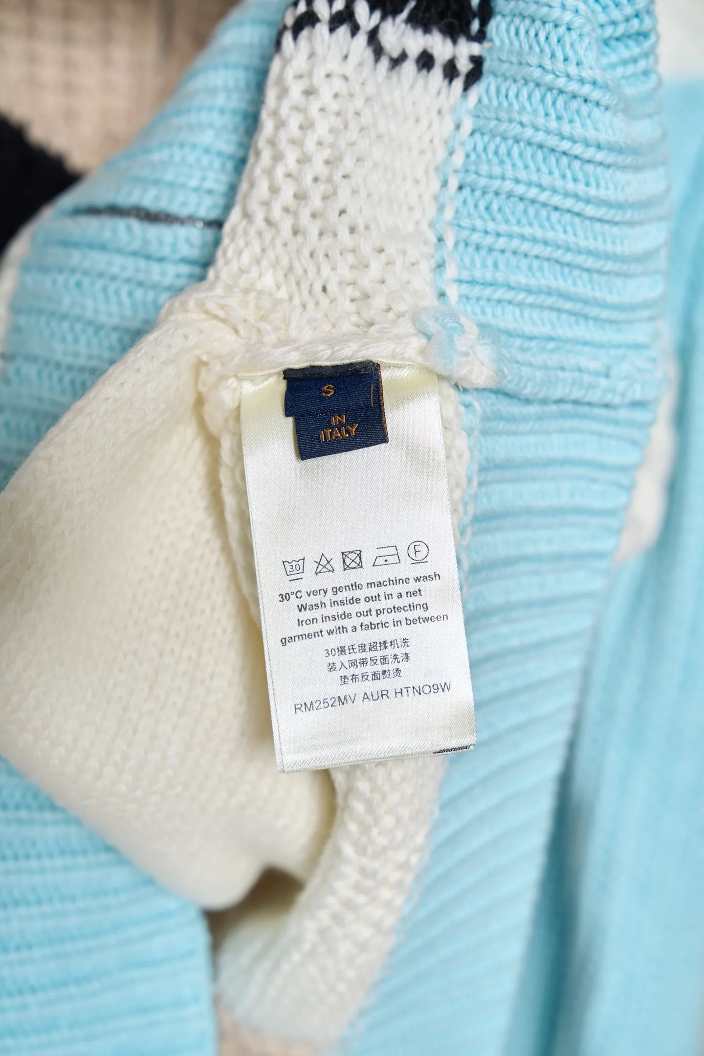 Color-Block Logo Embroidery Zip-Up Knit Jacket D37520414 — view 14
