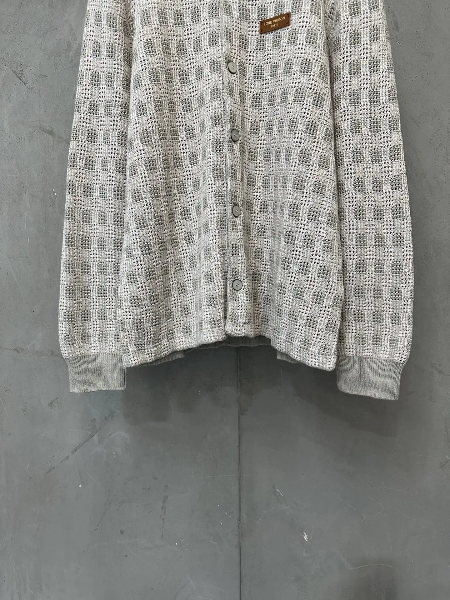Textured Jacquard Wool-Blend Cardigan D38023520 — view 4
