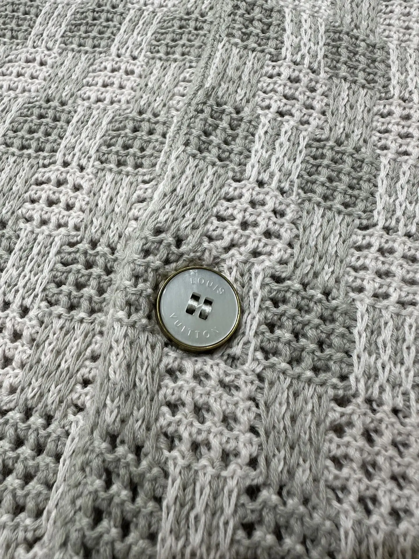 Textured Jacquard Wool-Blend Cardigan D38023520 — view 8