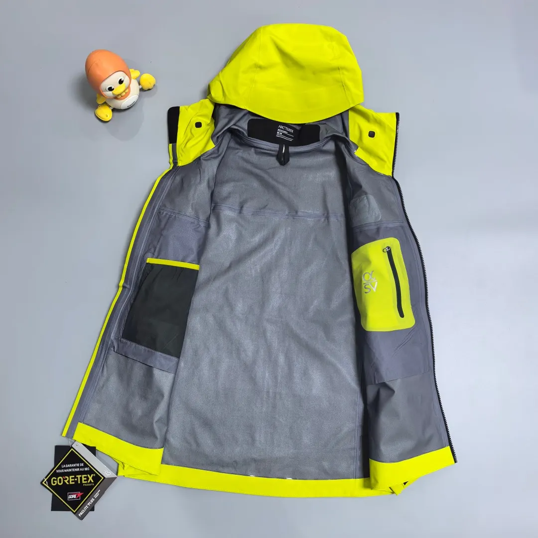 Alpha SV GORE-TEX Pro Hardshell Jacket D38020265 — view 9