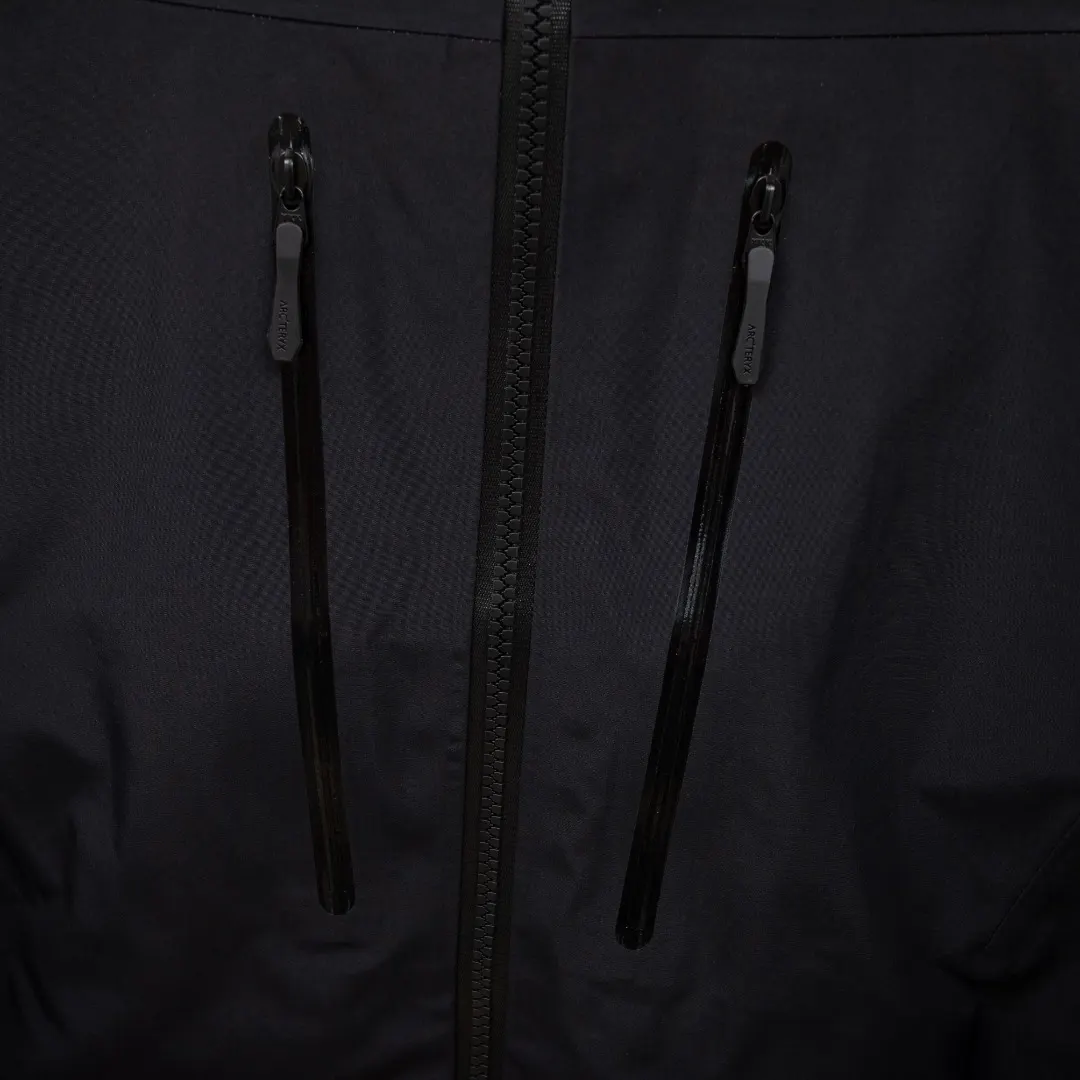 Alpha SV GORE-TEX Pro Hardshell Jacket D38024936 — view 6