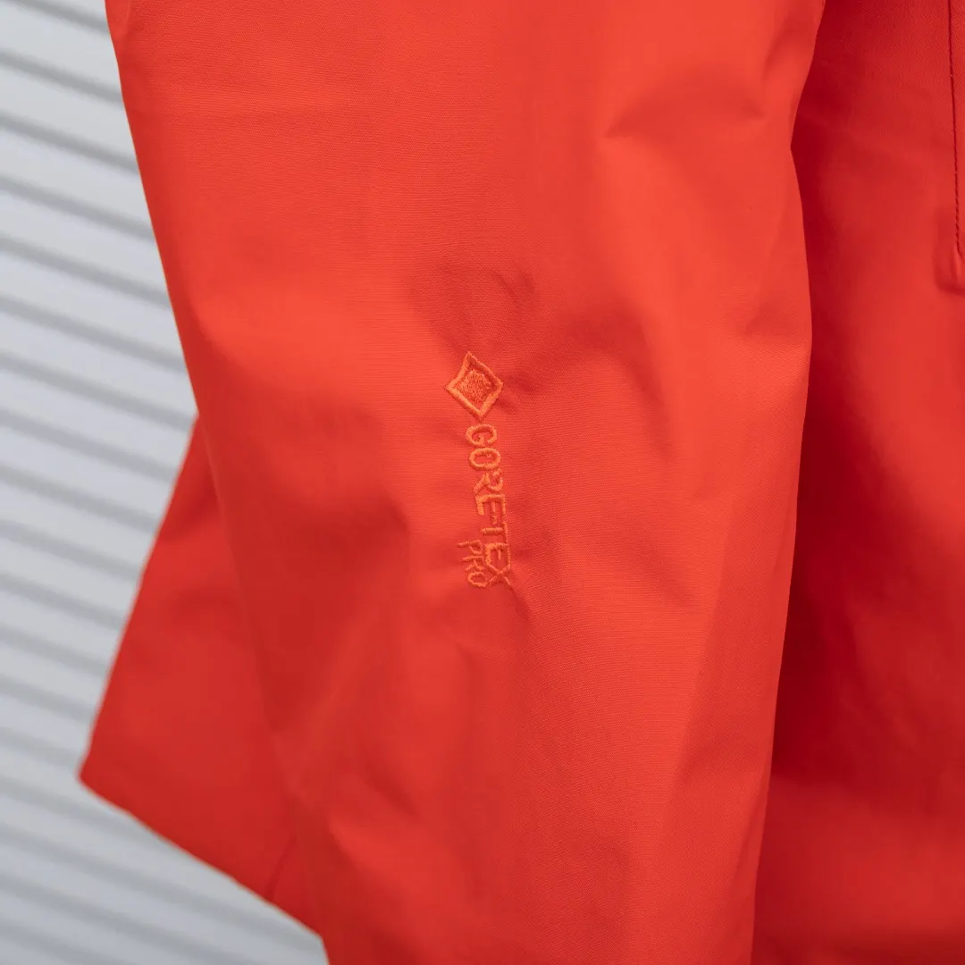 Alpha SV GORE-TEX Pro Hooded Shell Jacket D38024934 — view 7