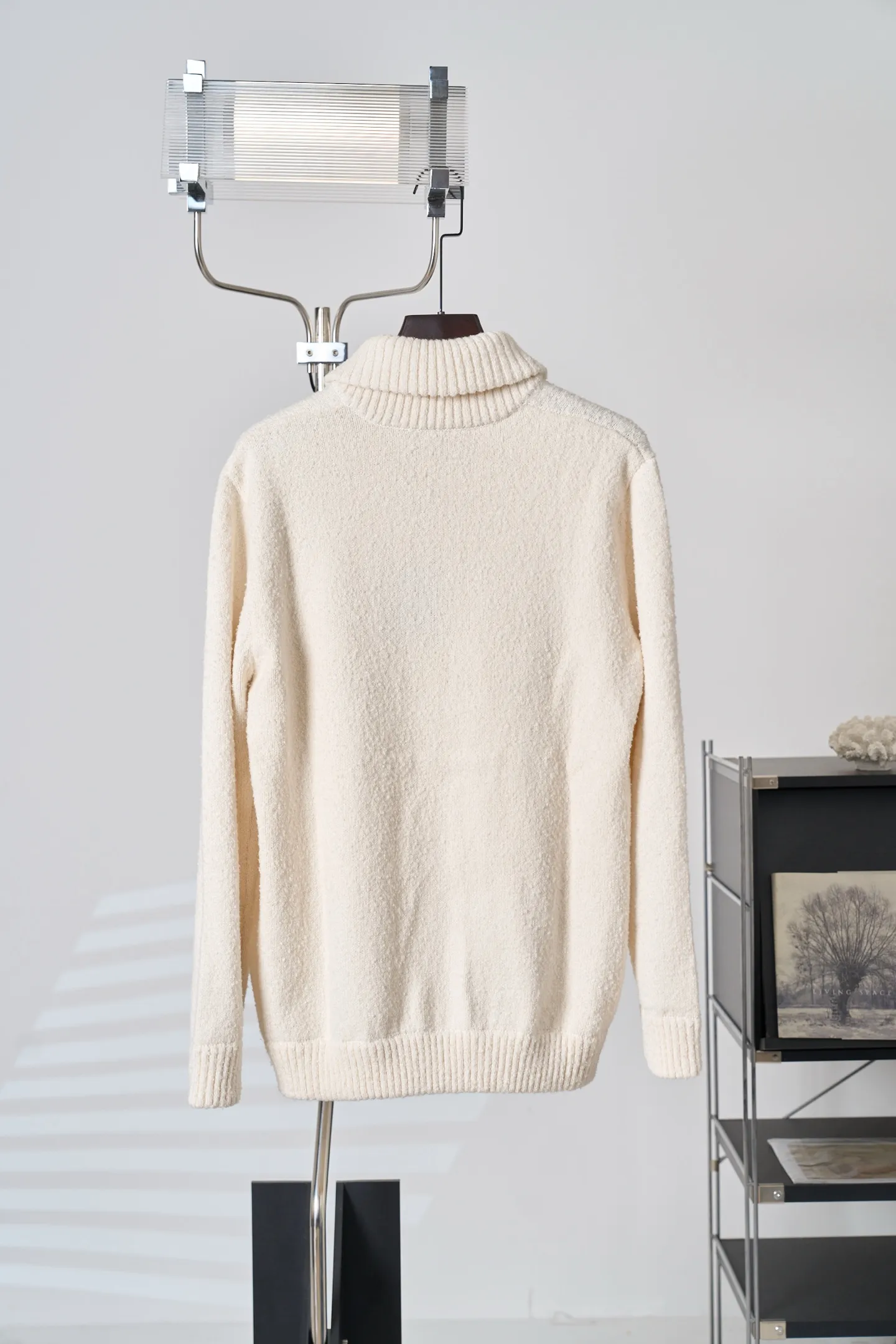 Logo Embroidered Zip-Up Wool Cardigan D38520413 — view 2
