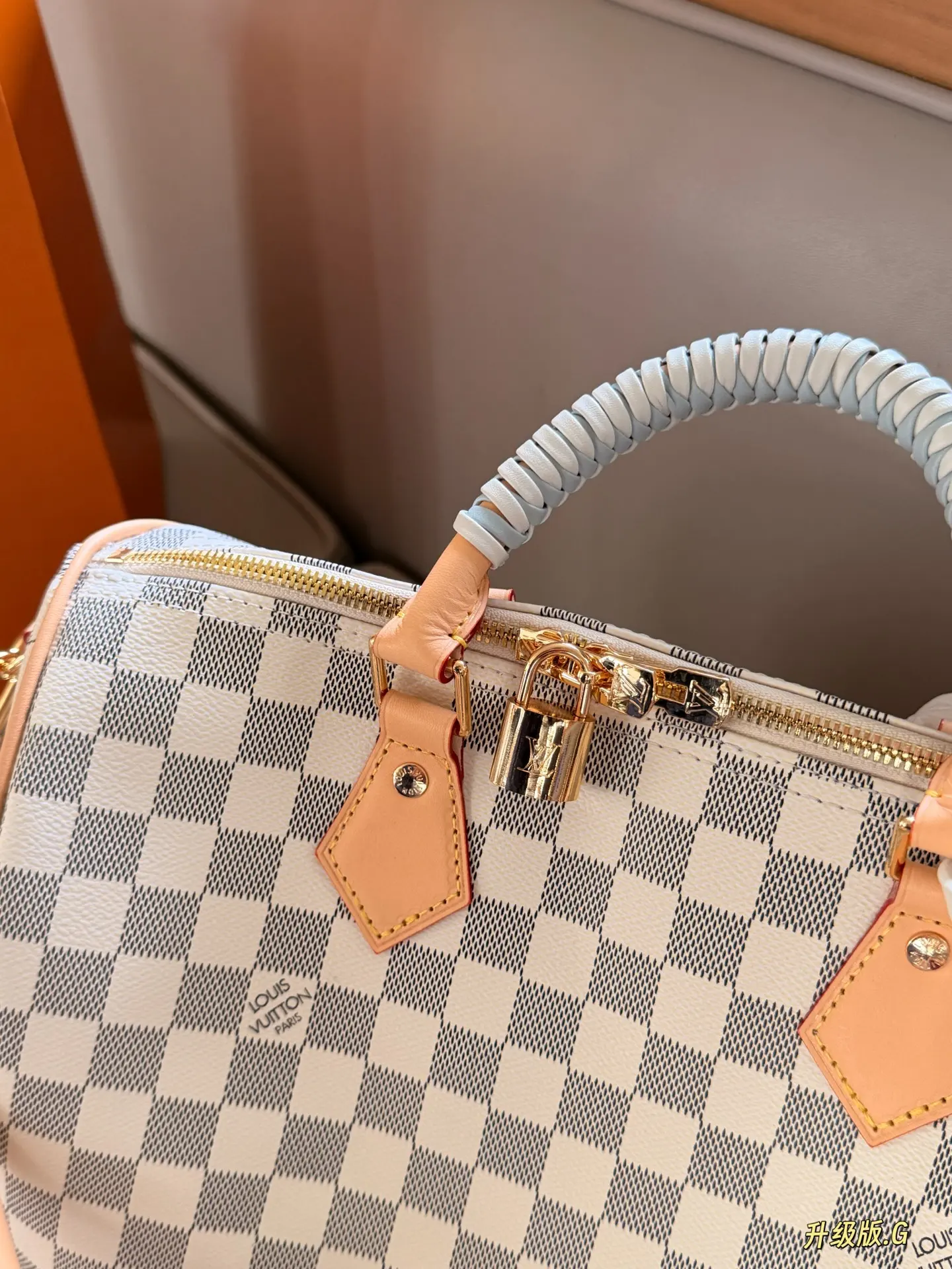 Speedy 30 Damier Azur Top-Handle Bag D39018009 — view 6