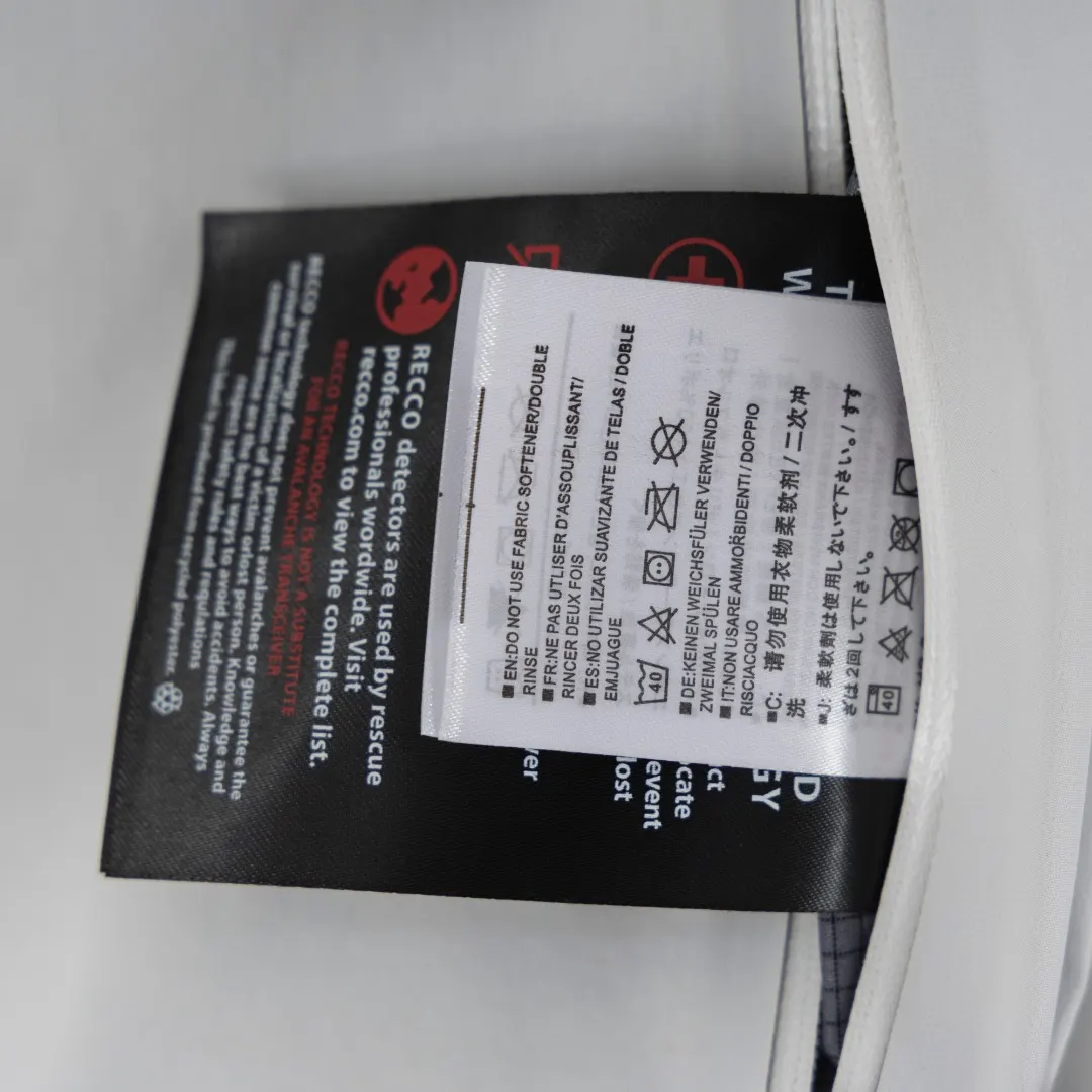 Beta SL GORE-TEX Hooded Shell Jacket D39013834 — view 10