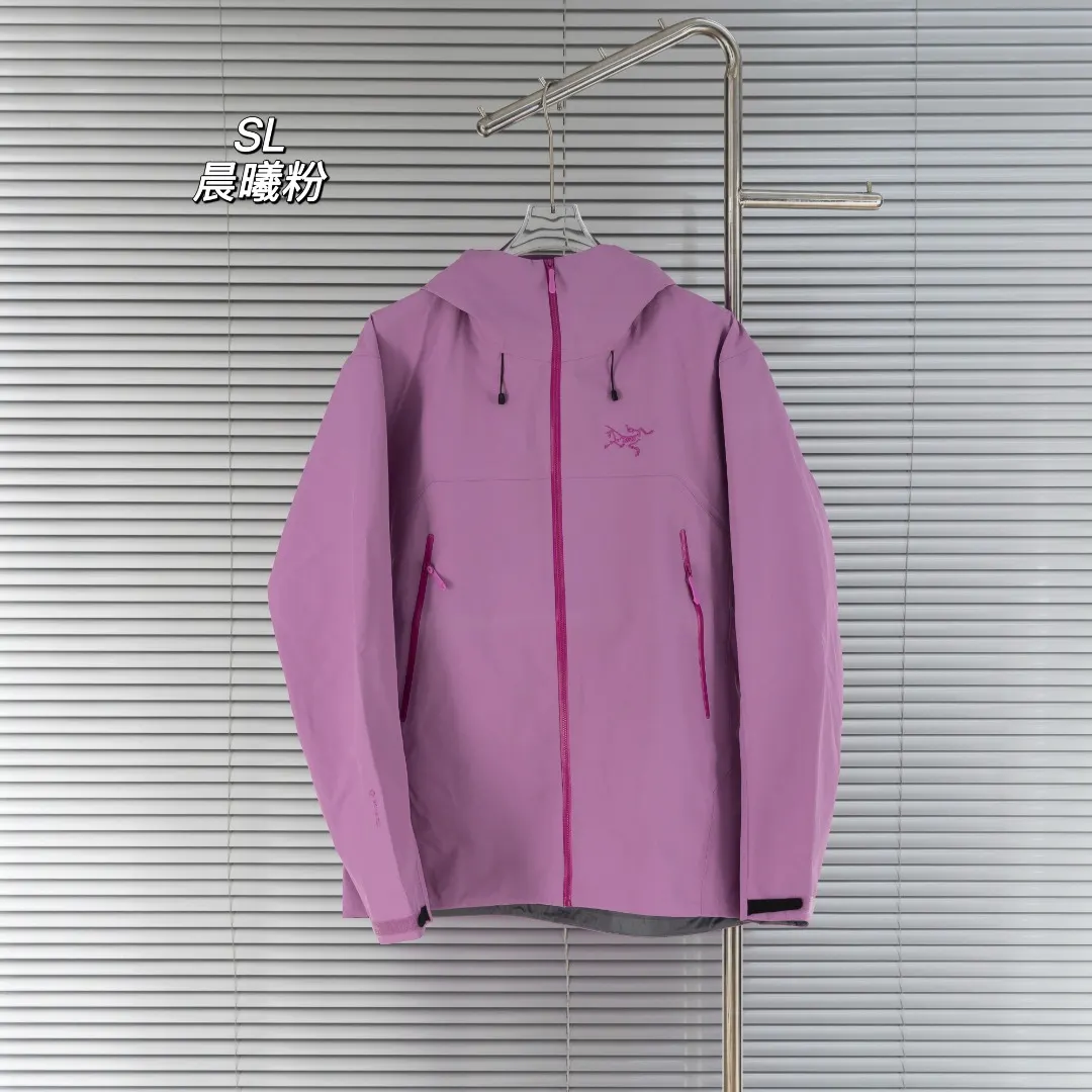 Beta SL GORE-TEX Hooded Shell Jacket D39013836