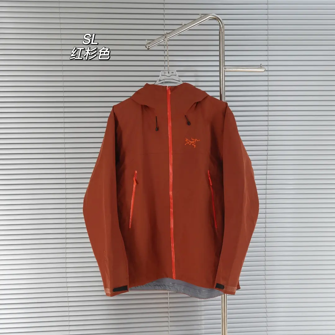 Beta SL GORE-TEX Hooded Shell Jacket D39013835