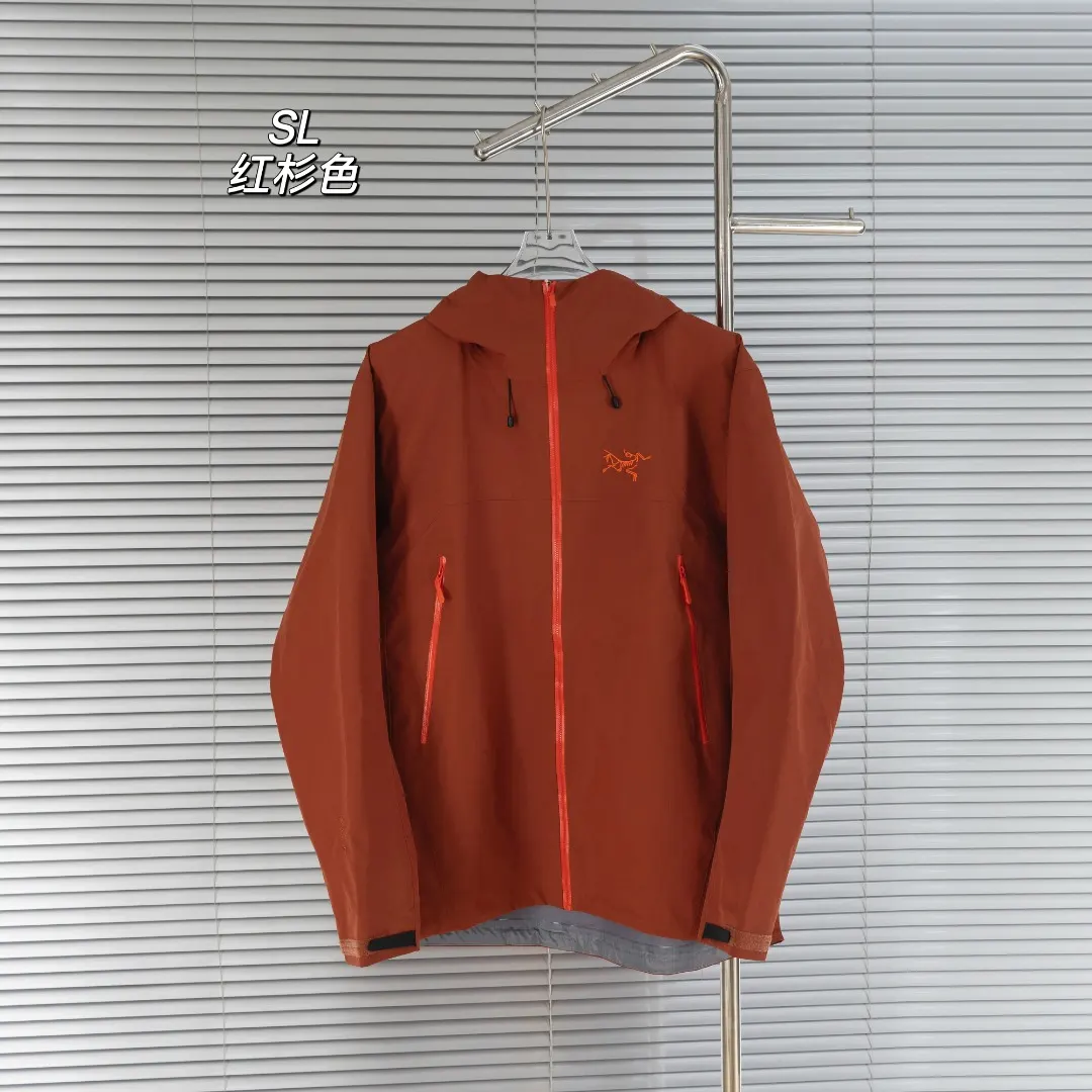 Beta SL GORE-TEX Hooded Shell Jacket D39013835