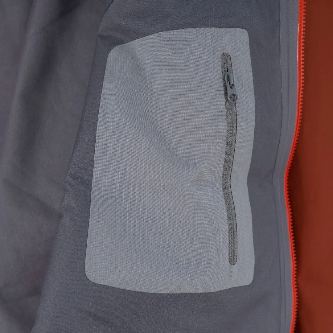 Beta SL GORE-TEX Hooded Shell Jacket D39013835 — view 12