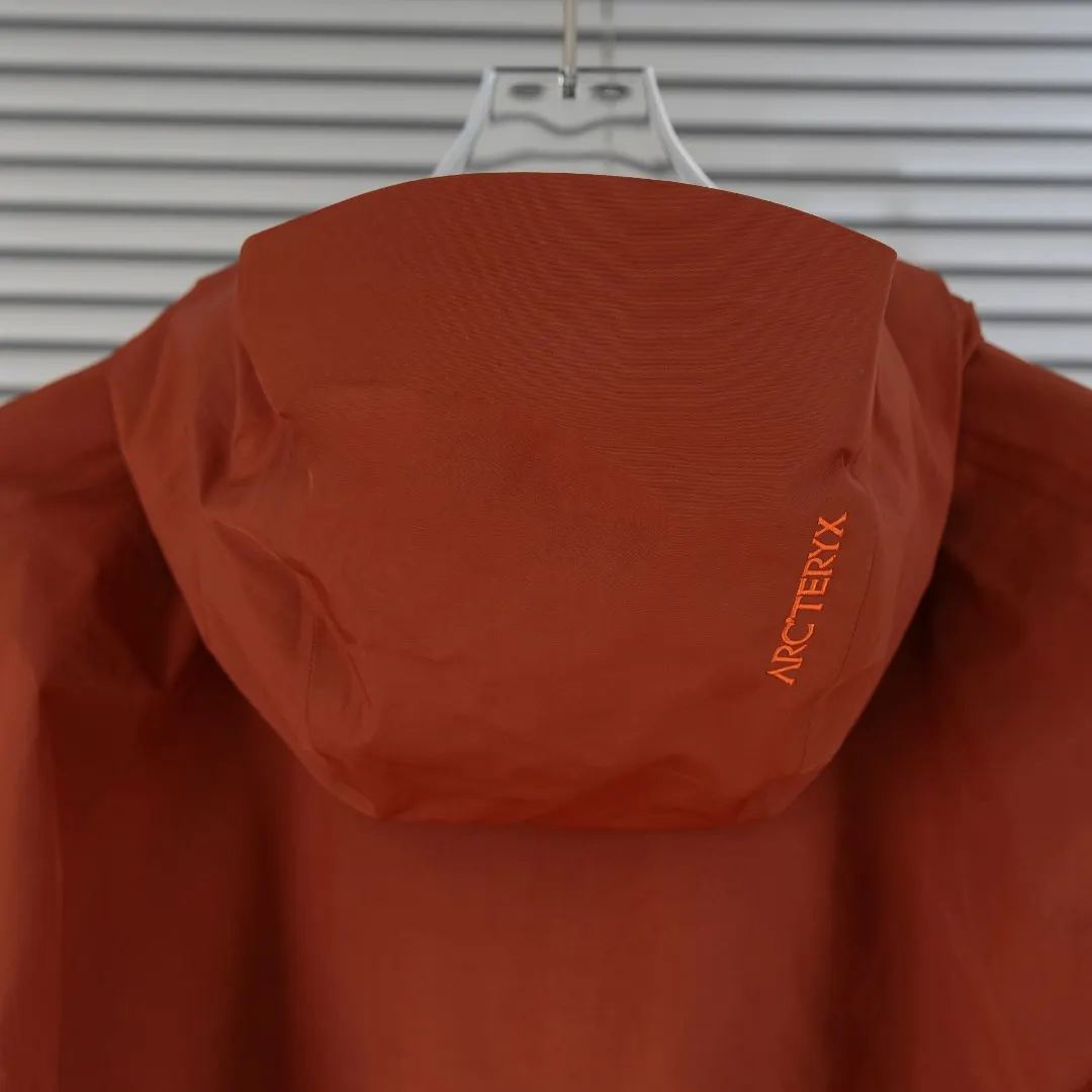 Beta SL GORE-TEX Hooded Shell Jacket D39013835 — view 13